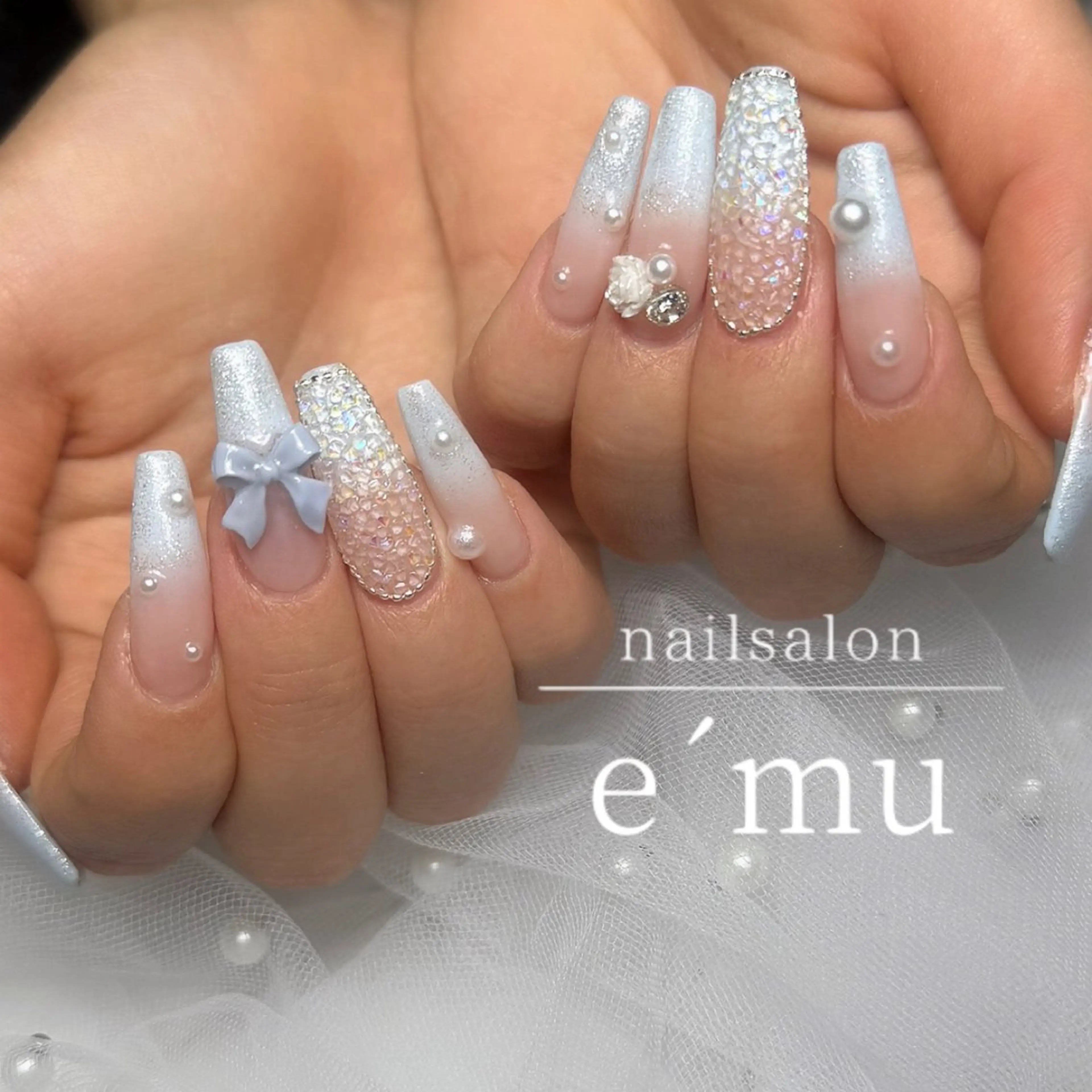 ネイル 水色 ハンドネイル nailsalon e´muのネイルデザイン