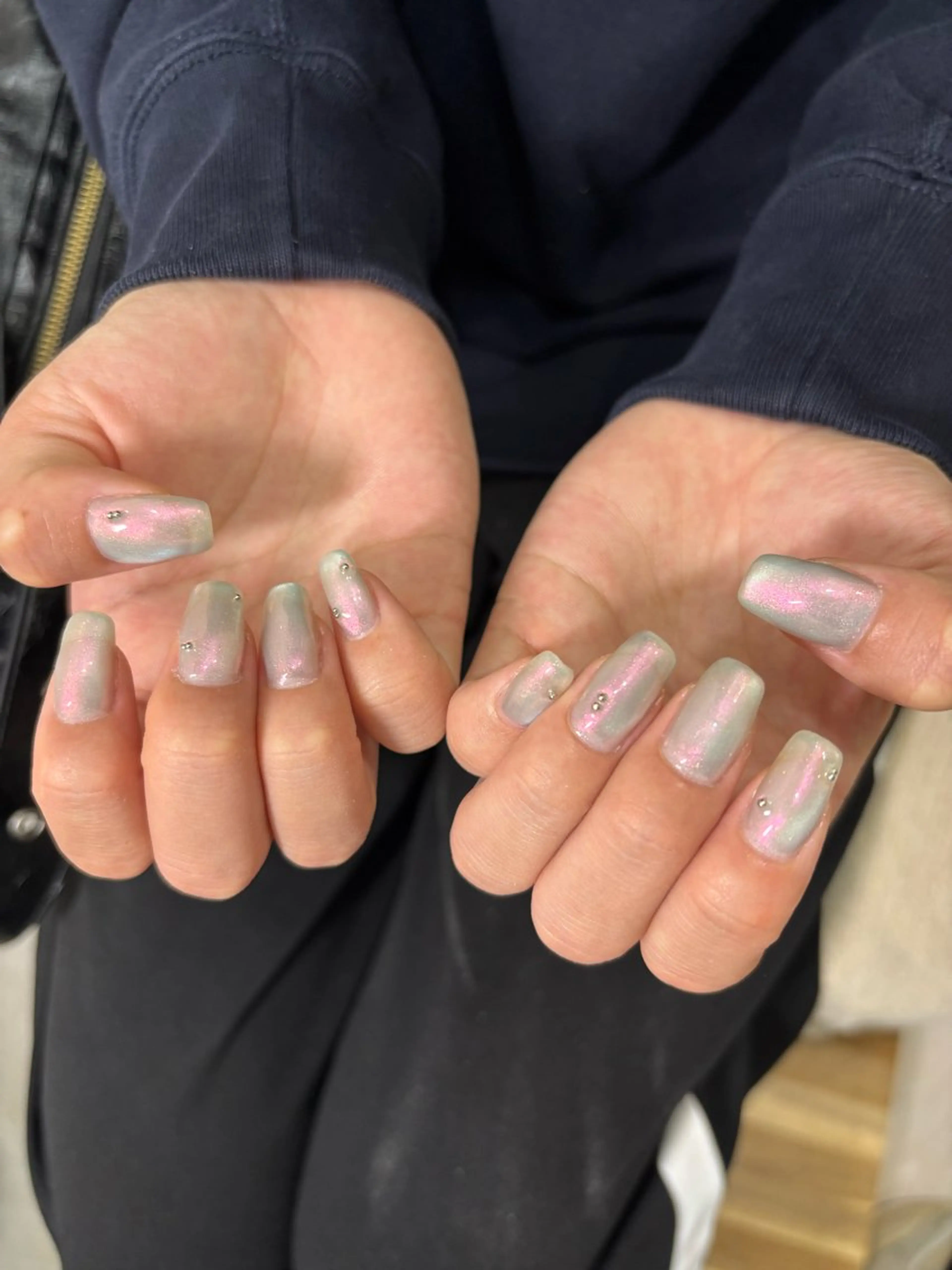 ネイル オーロラネイル ハンドネイル THREE.所属・THREE nailのネイルデザイン
