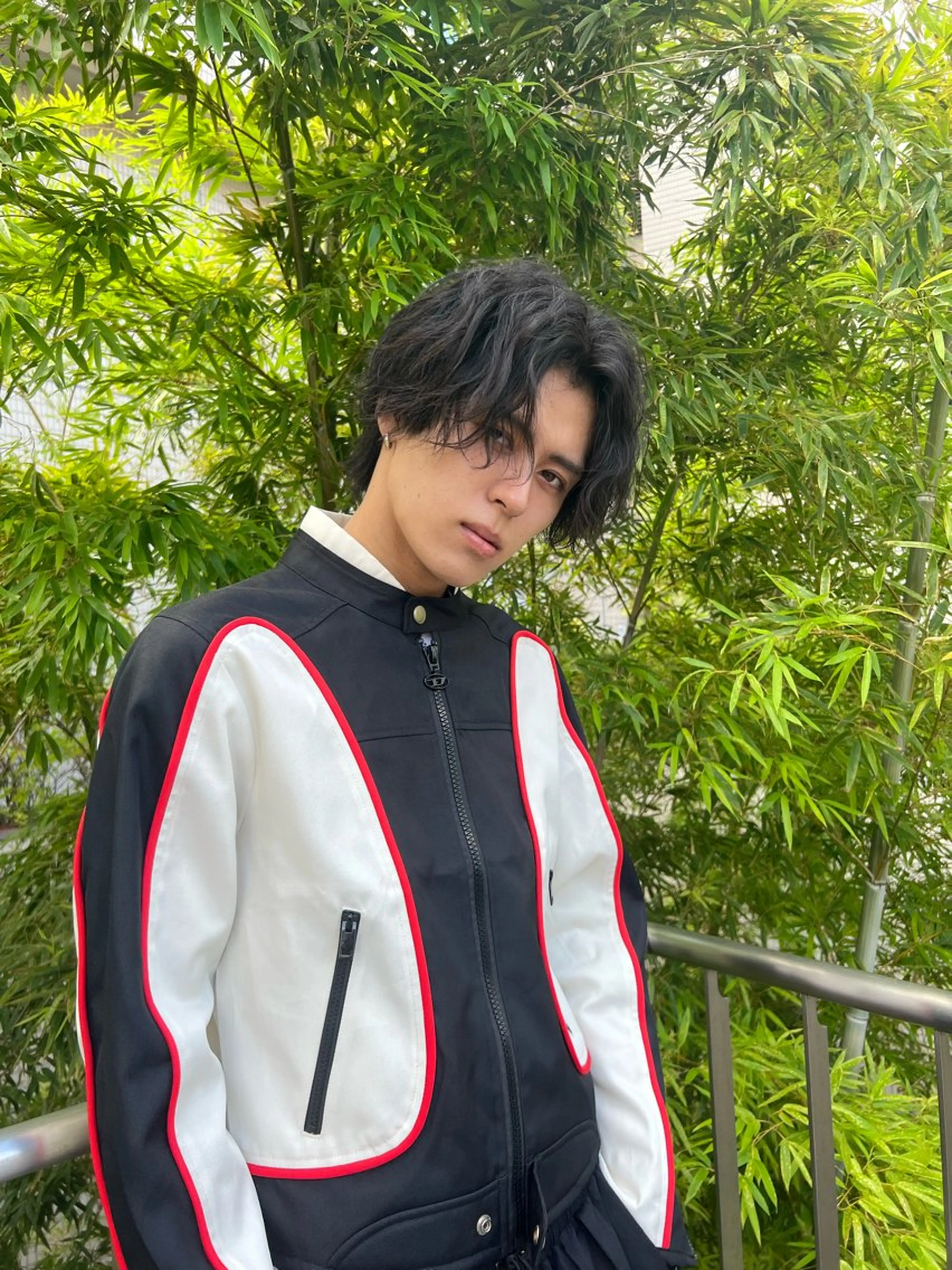 ミディアム パーマ ヘアアレンジ メンズ ミディアムパーマ センターパート メンズパーマ BORDO所属・竹内 奨のヘアスタイル