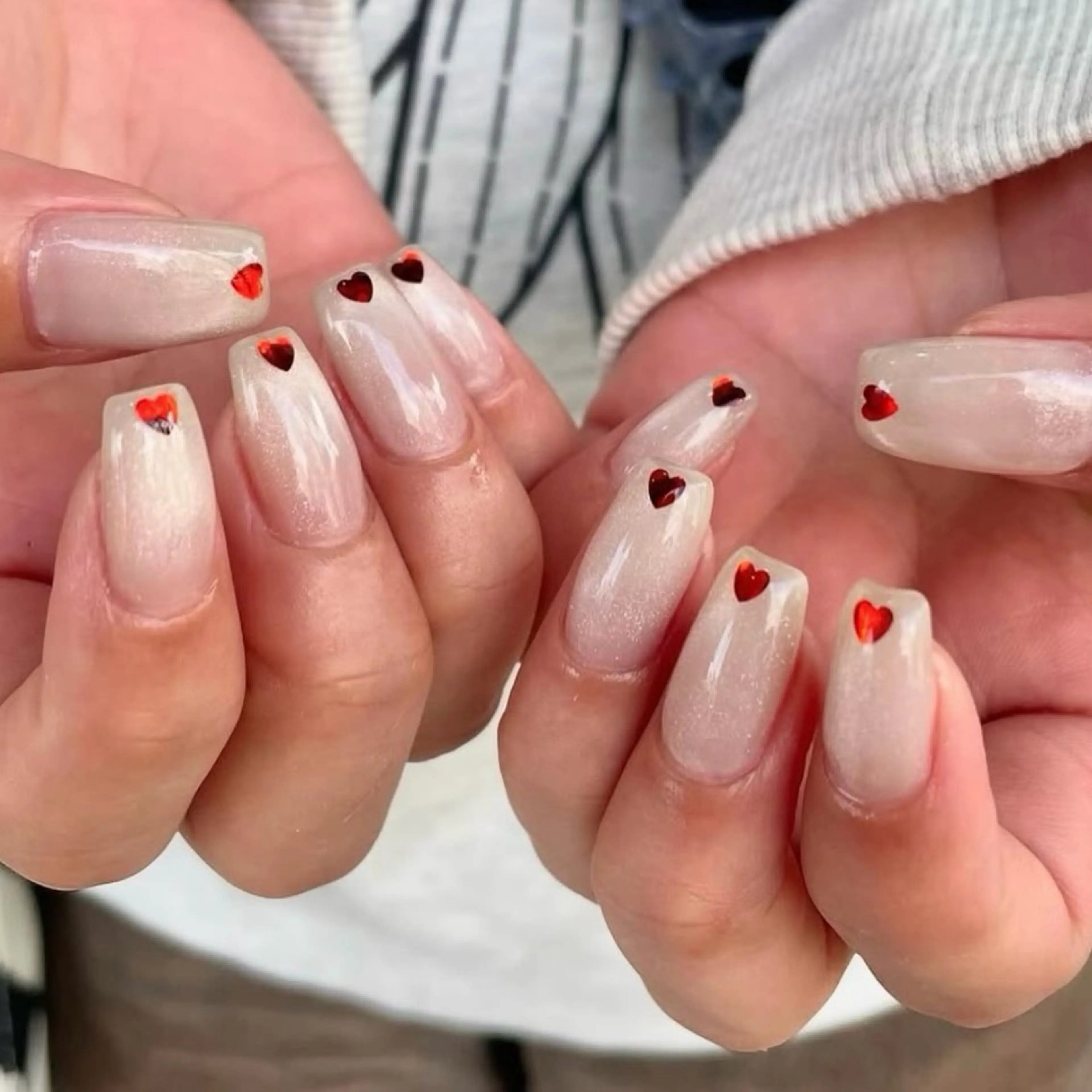 ネイル オーロラネイル チークネイル 長さ出し フットネイル フレンチネイル ハンドネイル J&C Nail Salon吉祥寺所属・YU KIのネイルデザイン