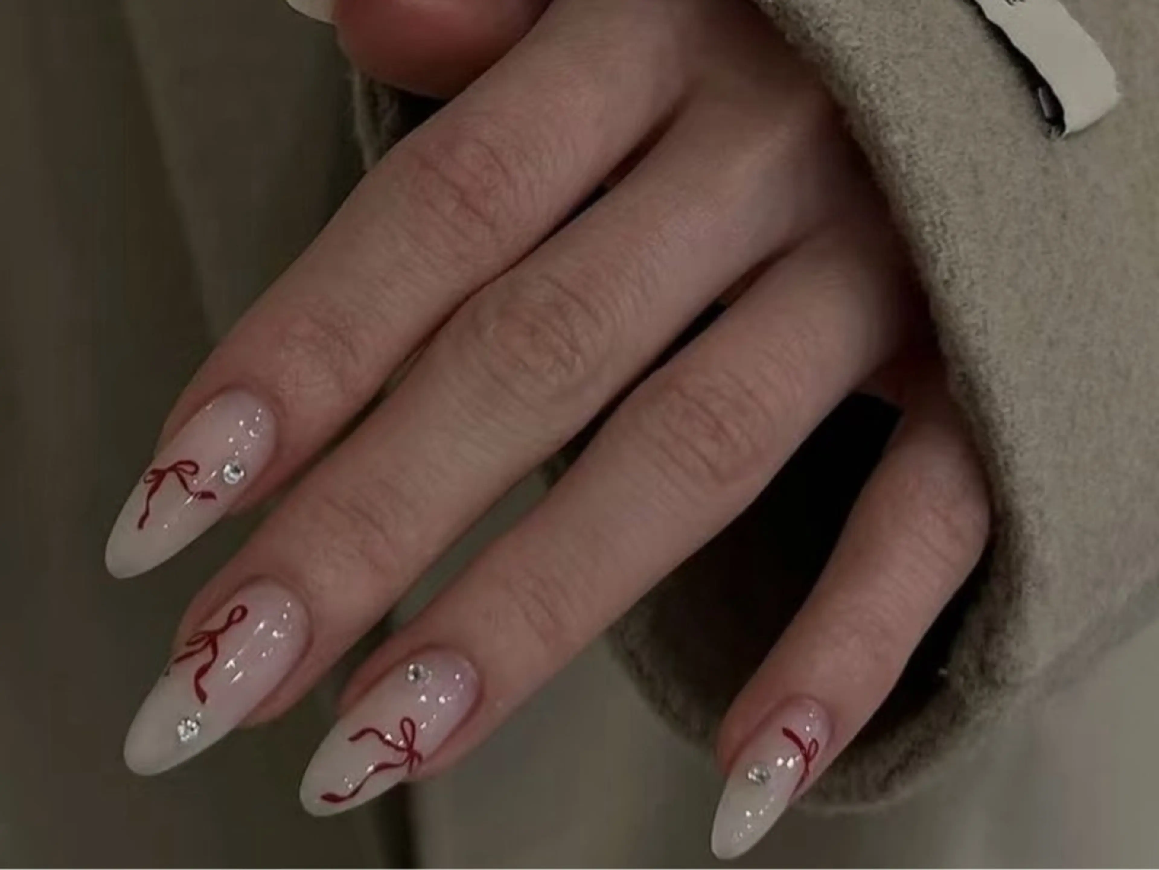 ネイル アートネイル オーロラネイル チークネイル フレンチネイル ガラスフレンチ ハンドネイル 🎀🎀YooLi Nail Salonのネイルデザイン