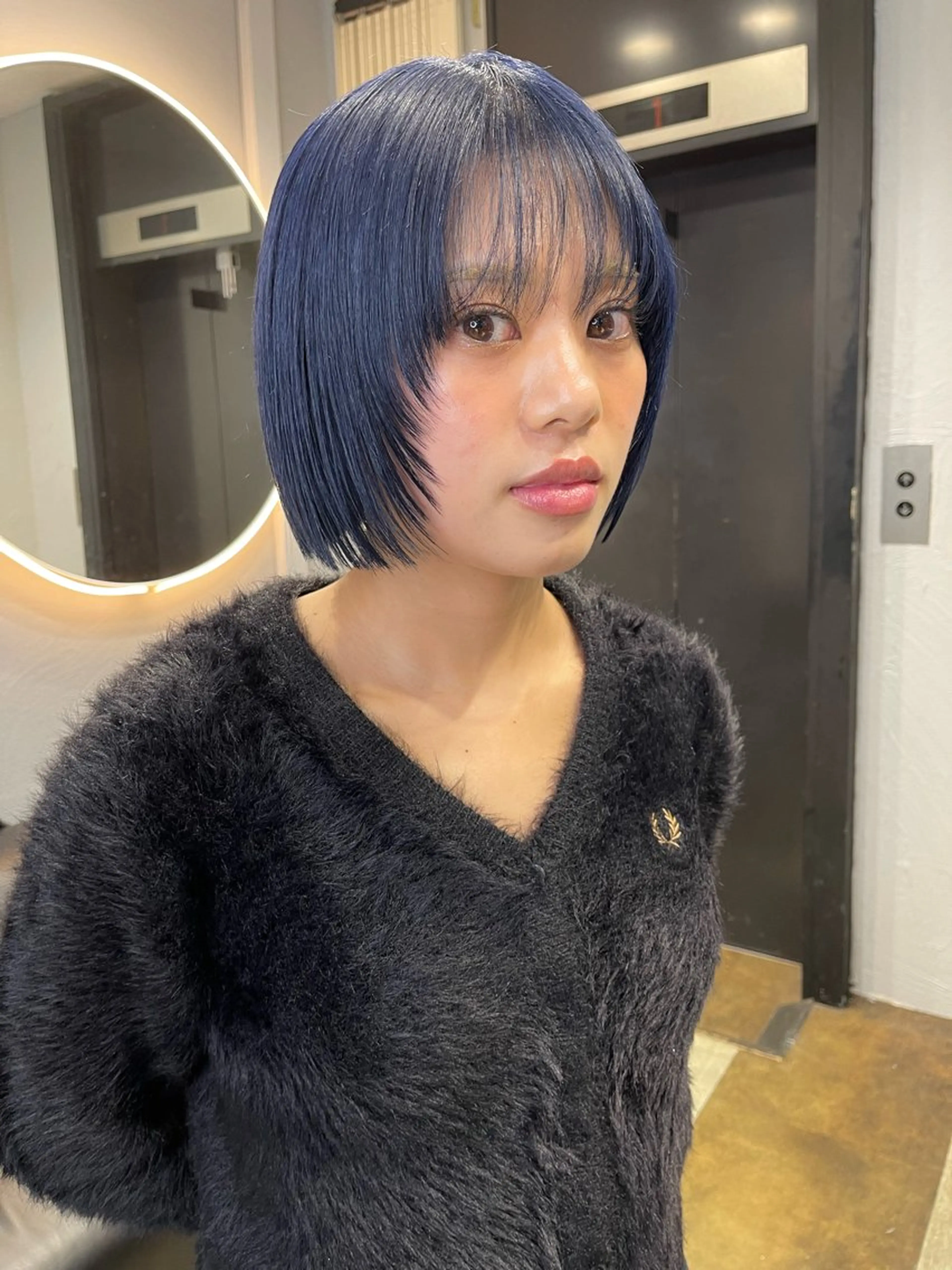 ショート カラー ベージュカラー ブリーチ ブルーカラー ケアブリーチ デザインカラー ヘアカラー トリートメント 宮崎　達也 ブリーチ／レイヤーのヘアスタイル