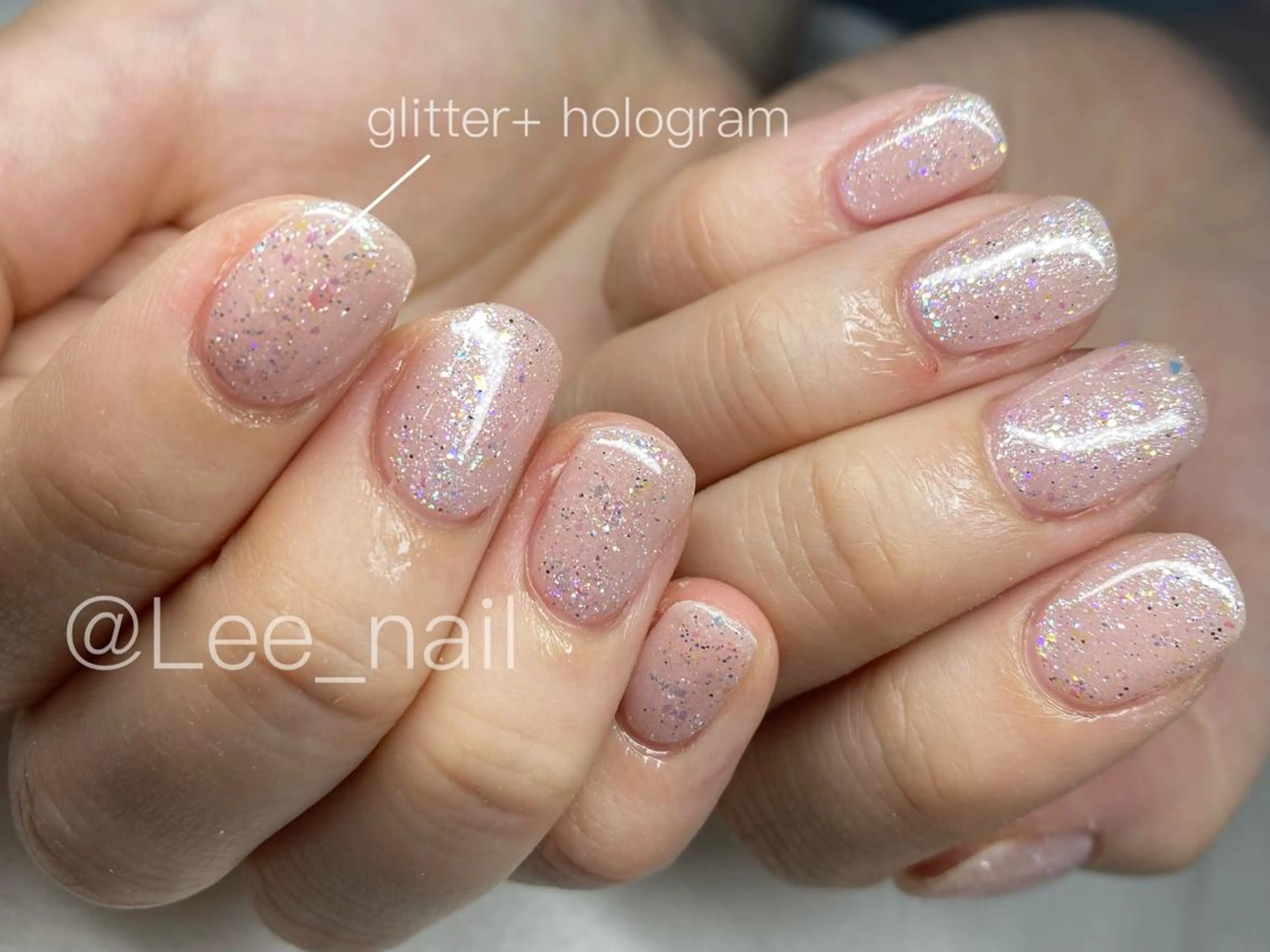ネイル ホログラムネイル 韓国ネイル ラメ(グリッター) ワンカラーネイル ハンドネイル Lee_ nailのネイルデザイン