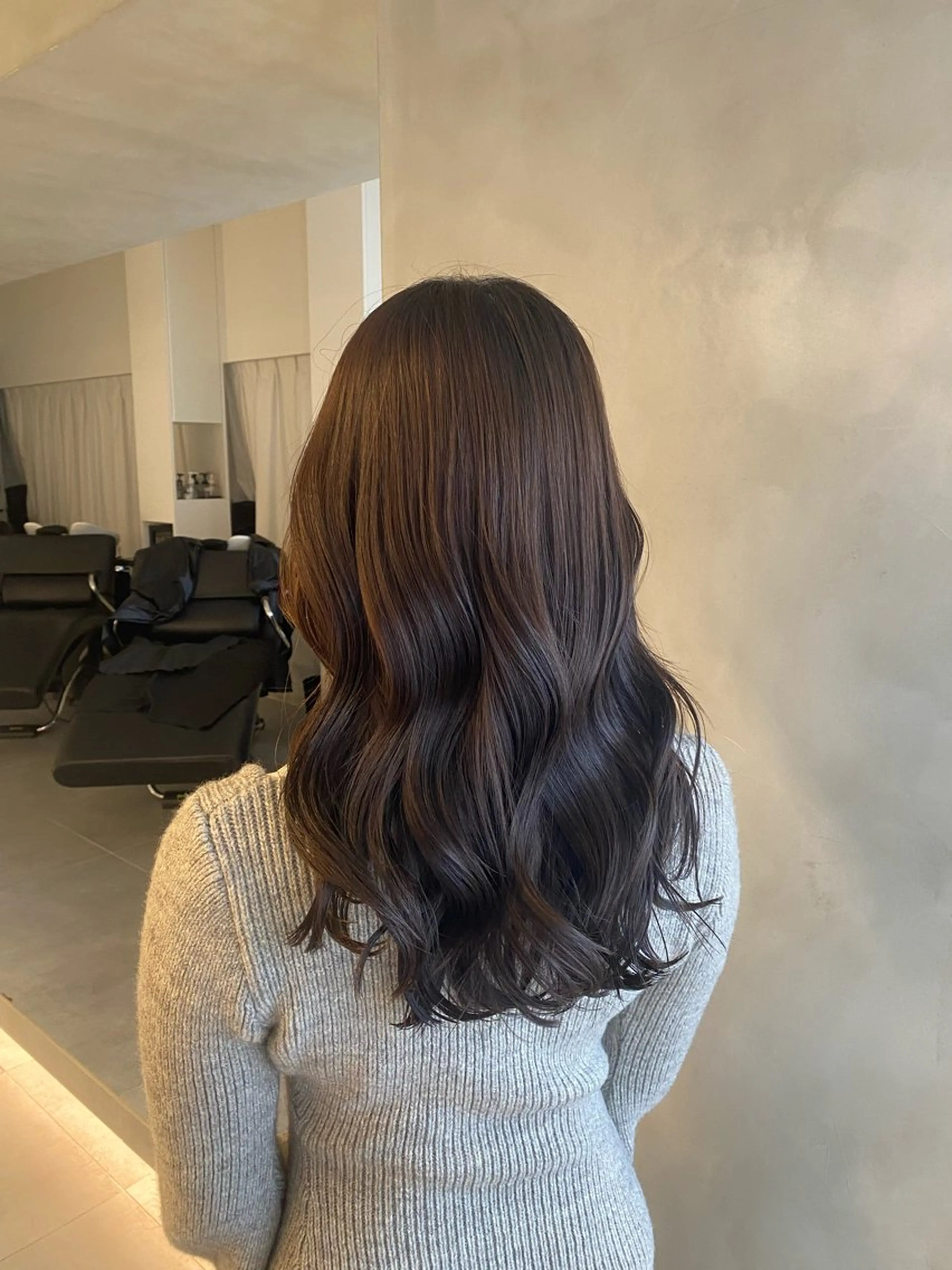 ロング カラー ヘアカラー トリートメント ヘッドスパ ヘアセット 似合わせショート✨️ RIEのヘアスタイル