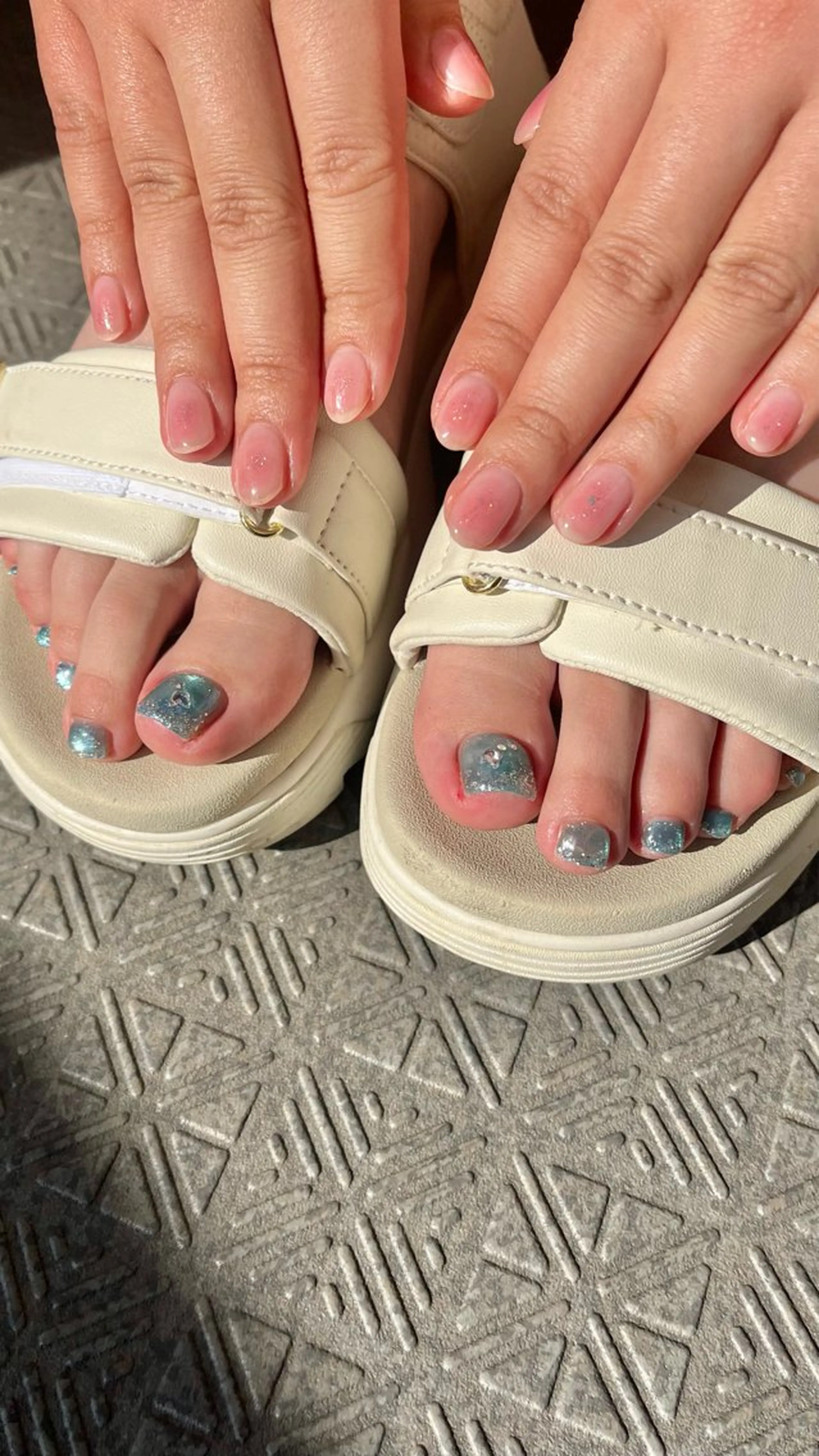 ネイル フットネイル ハンドネイル フットネイル Nailsalon Fave/Rinaのネイルデザイン