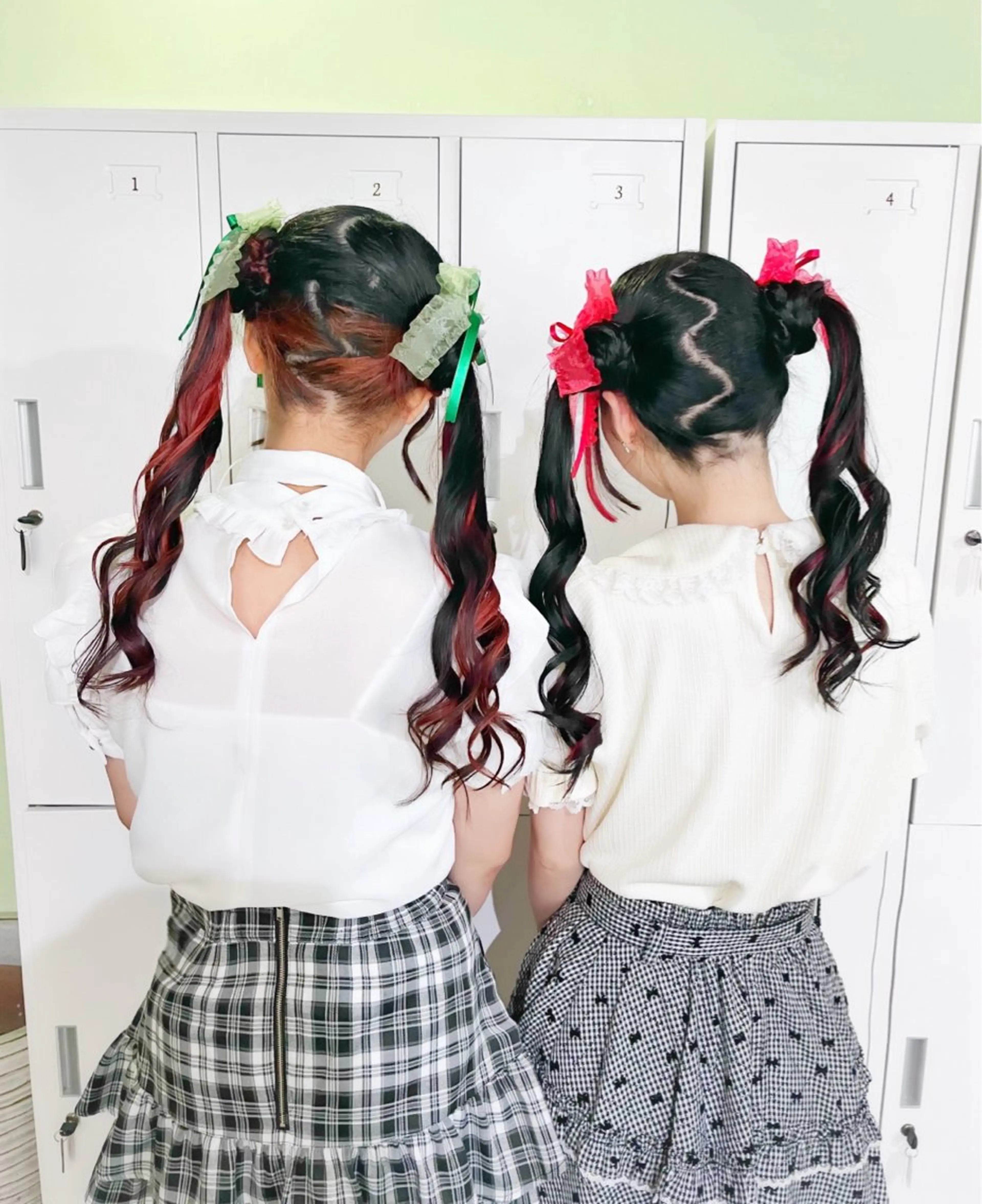 ミディアム カラー ヘアアレンジ ヘアセット ピンクカラー🩷 ヘアセットＮＯ.1のヘアスタイル