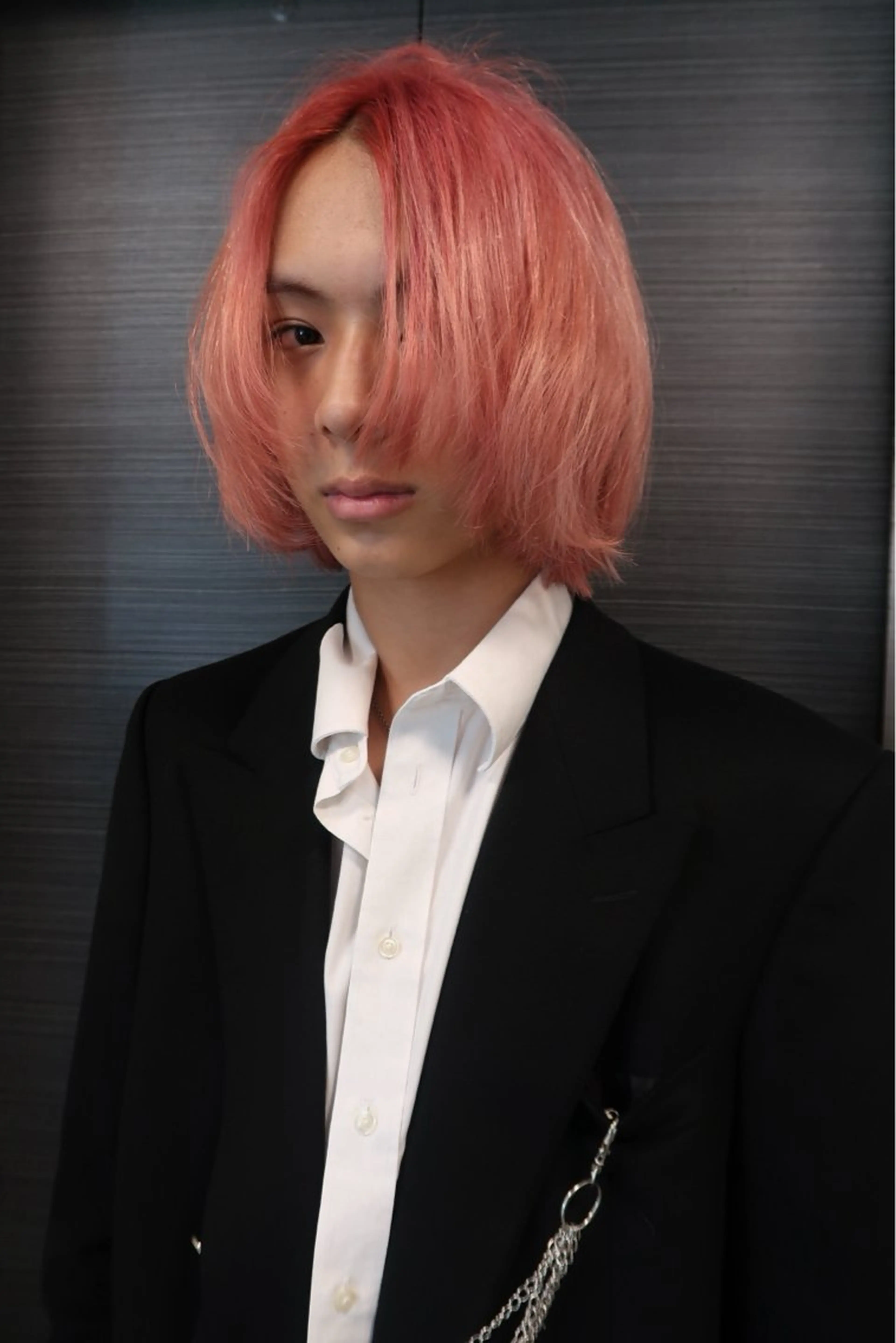 ロング カラー メンズ カット Rei/縦落ち ツイスパ/パーマ特化のヘアスタイル