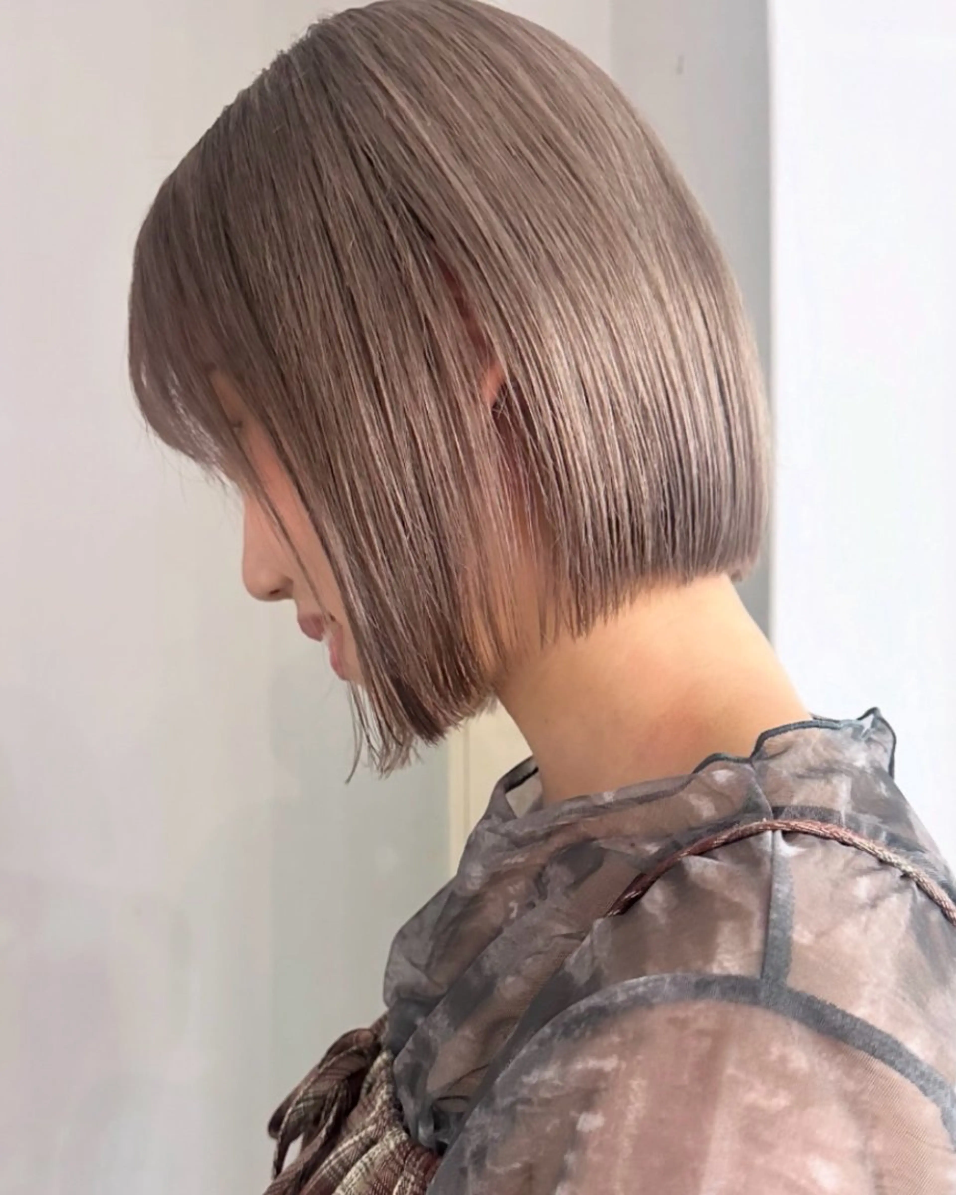 ショート 🍓ケアブリーチ× レイヤーカット🍓のヘアスタイル