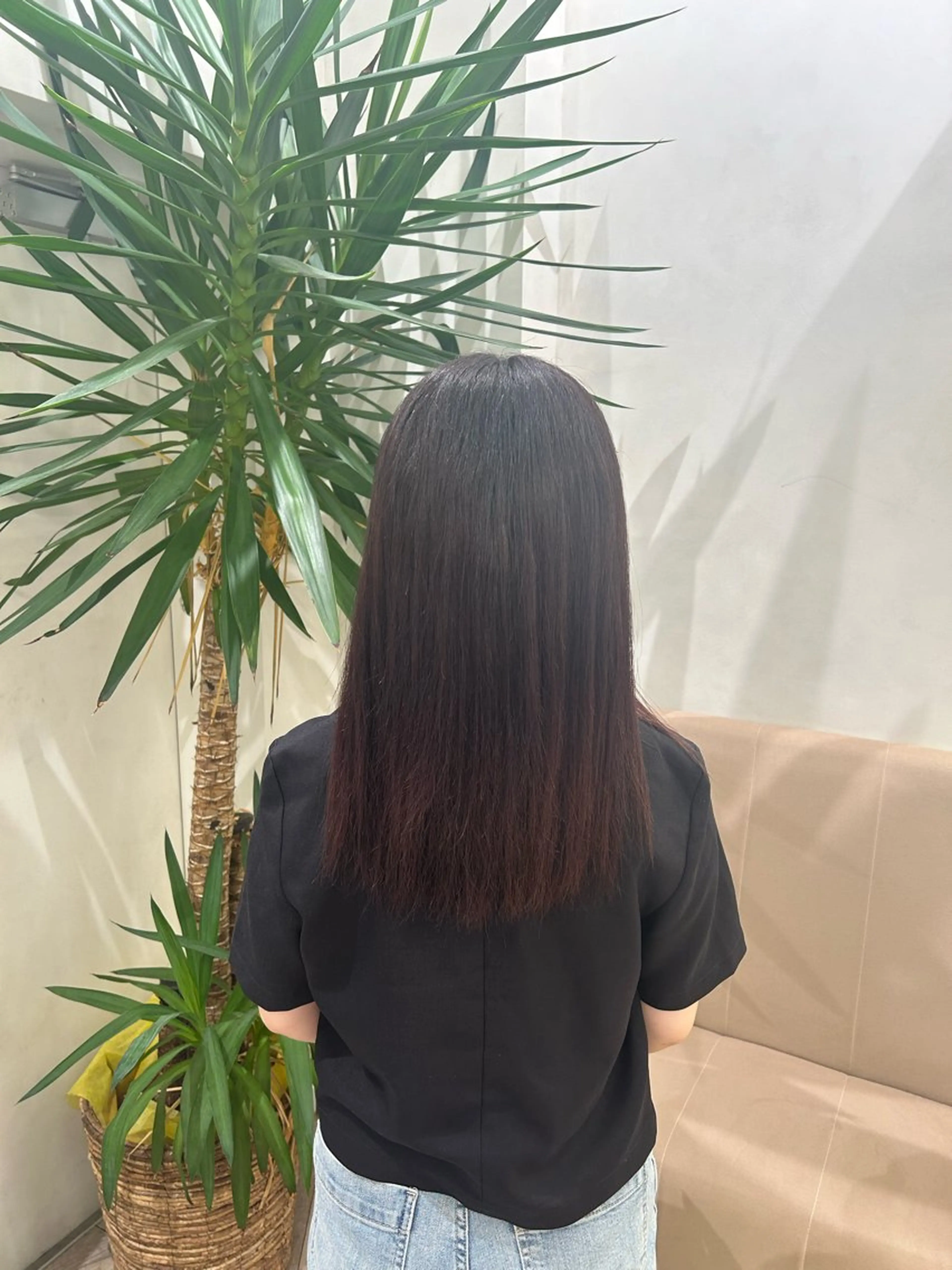セミロング ヘアカラー ブラウン┆うる艶 ┆ゆうは🤍のヘアスタイル