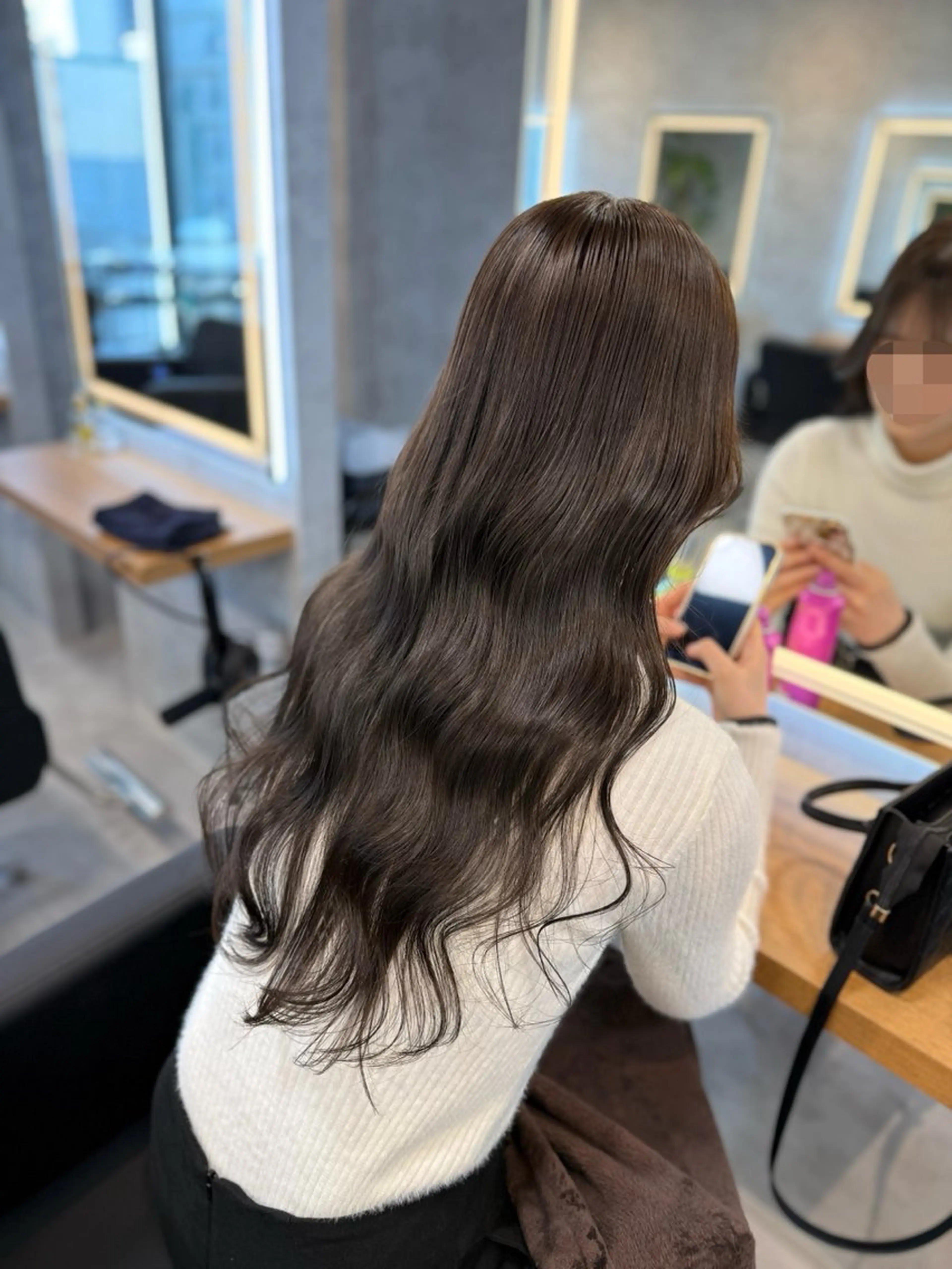 ロング カラー ヘアアレンジ カット ヘアカラー トリートメント ヘアセット レイヤー×透明感カラ ーHAYATOのヘアスタイル