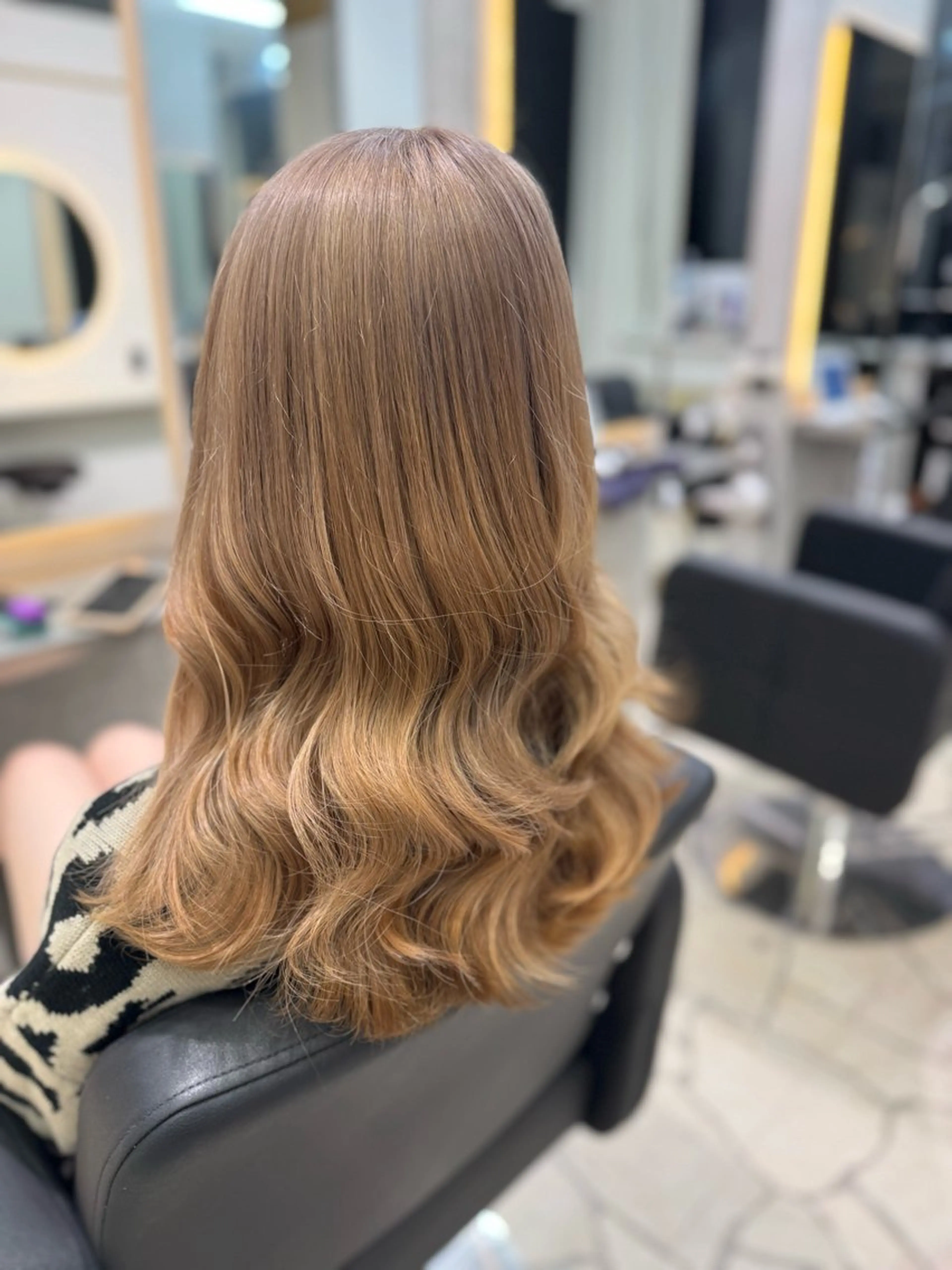 セミロング カラー ヘアカラー Lapis シオンのヘアスタイル