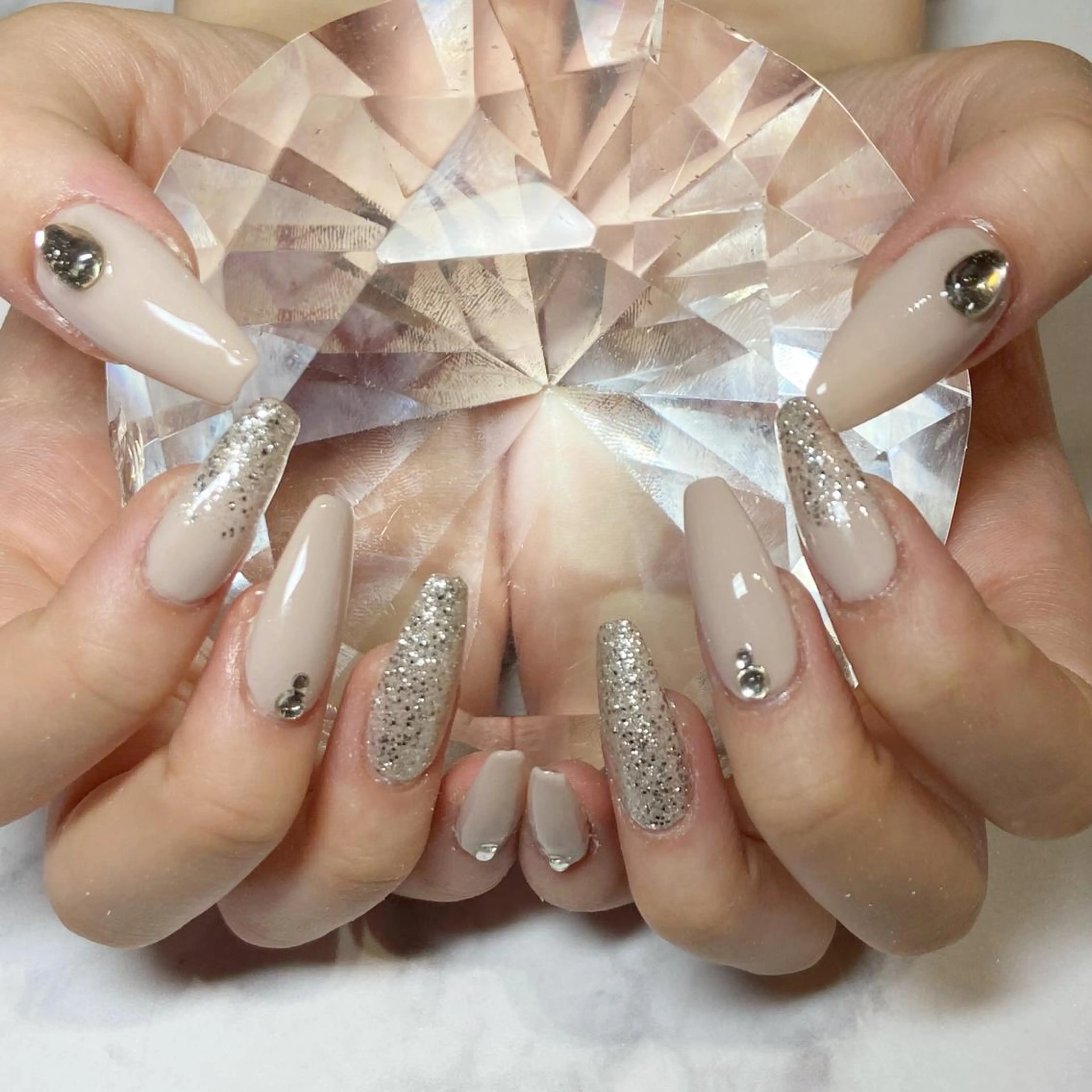 ネイル ハンドネイル YUN 💅のネイルデザイン