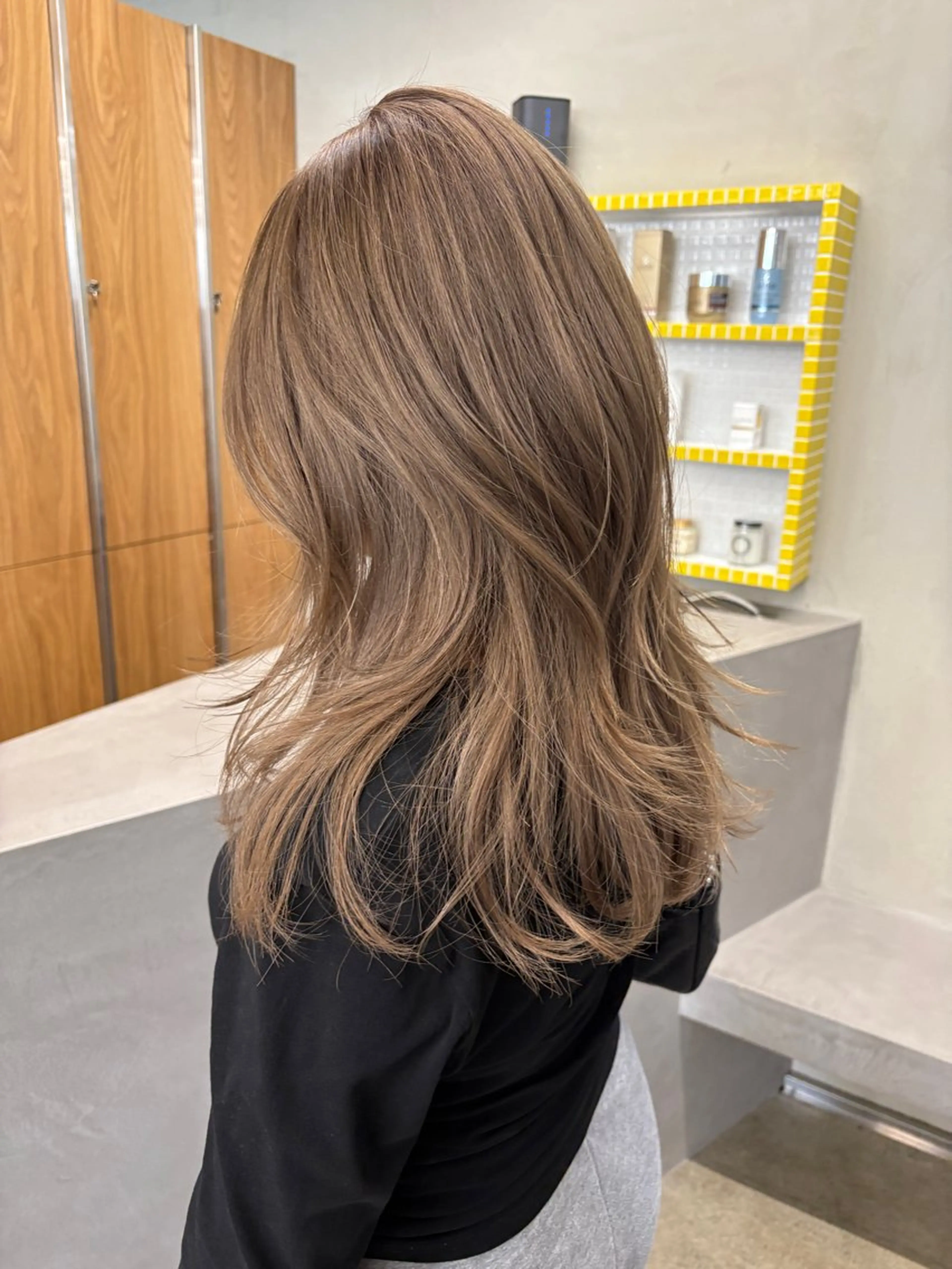 セミロング カラー ベージュカラー レイヤーカット 似合わせカット カット ヘアカラー トリートメント yuuna/ ハッシュカット🎀のヘアスタイル