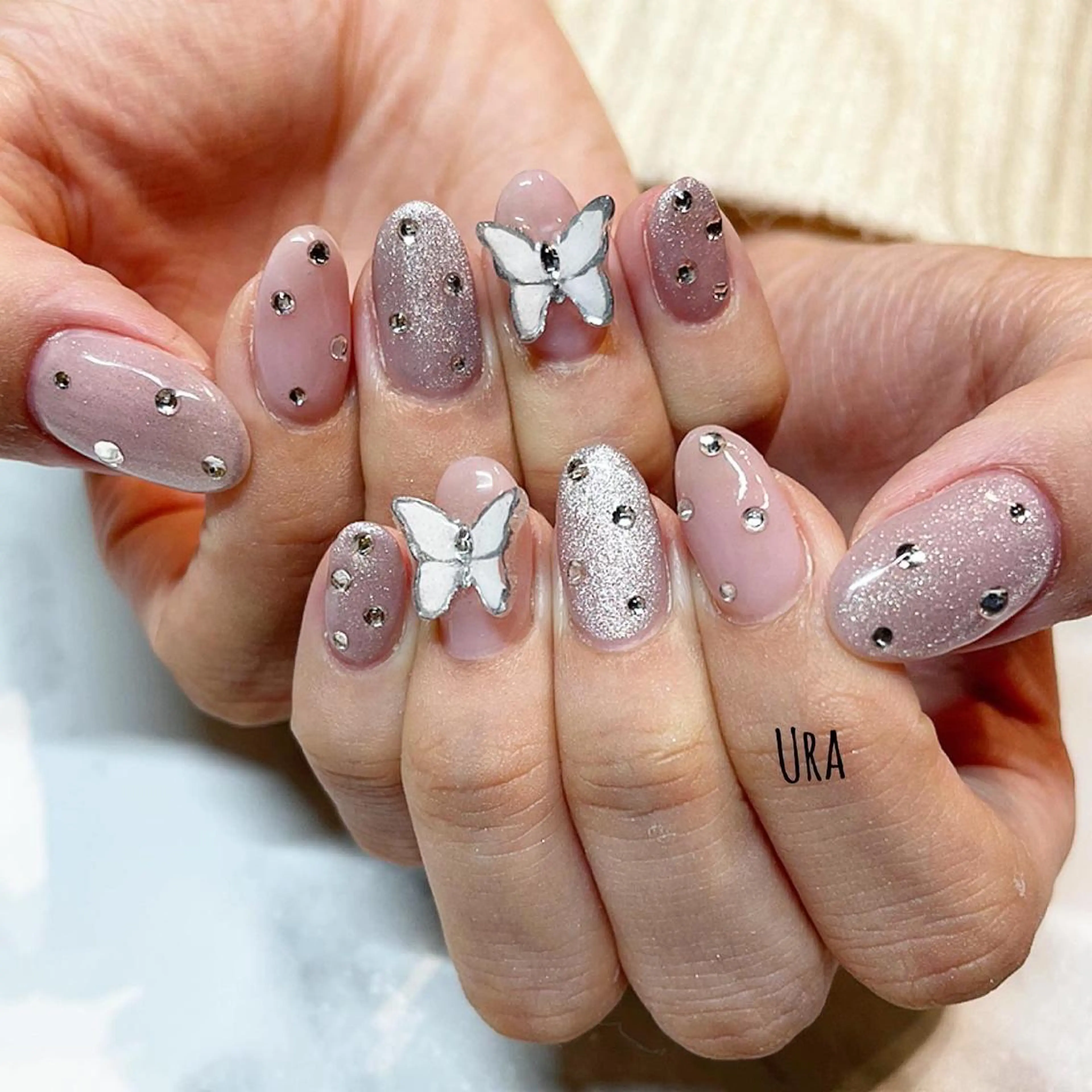 ネイル UrakoNail 《nail》のネイルデザイン
