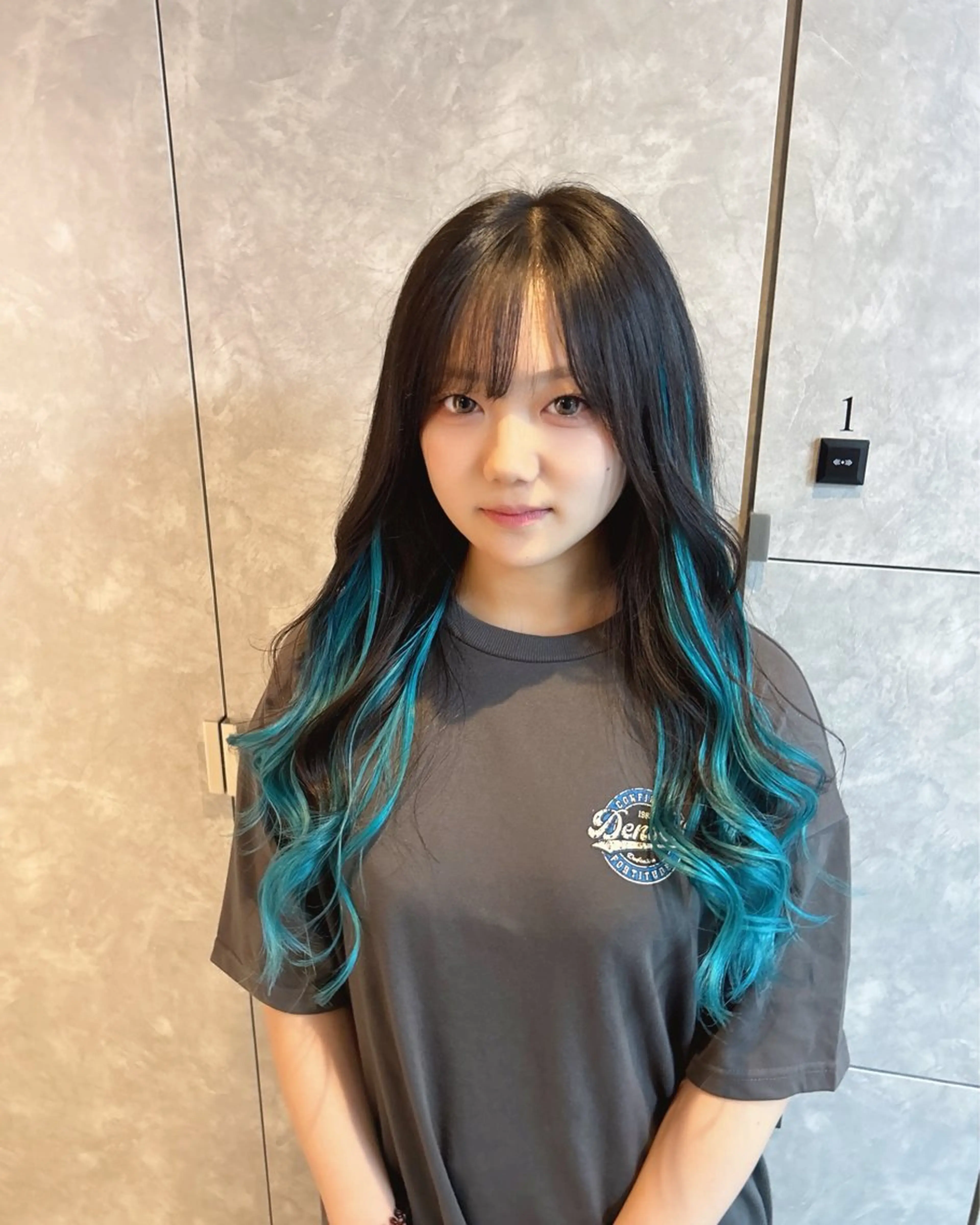 ロング エクステ ガルボヘアー心斎橋所属・プルエクステ/プルシ ールエクステ/地雷系のヘアスタイル
