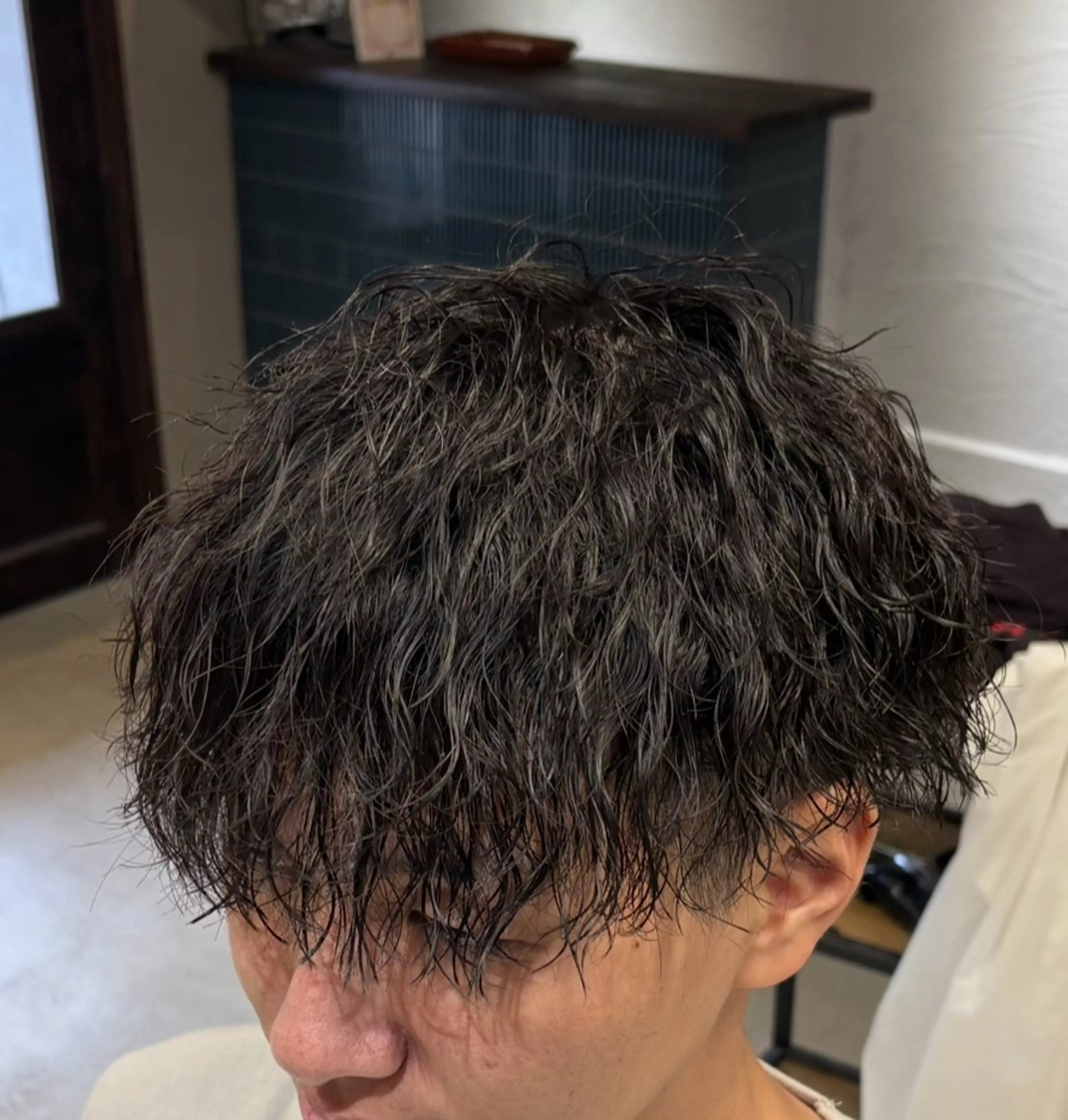 ミディアム パーマ メンズ Mio”ZONE所属・Mio ZONEのヘアスタイル