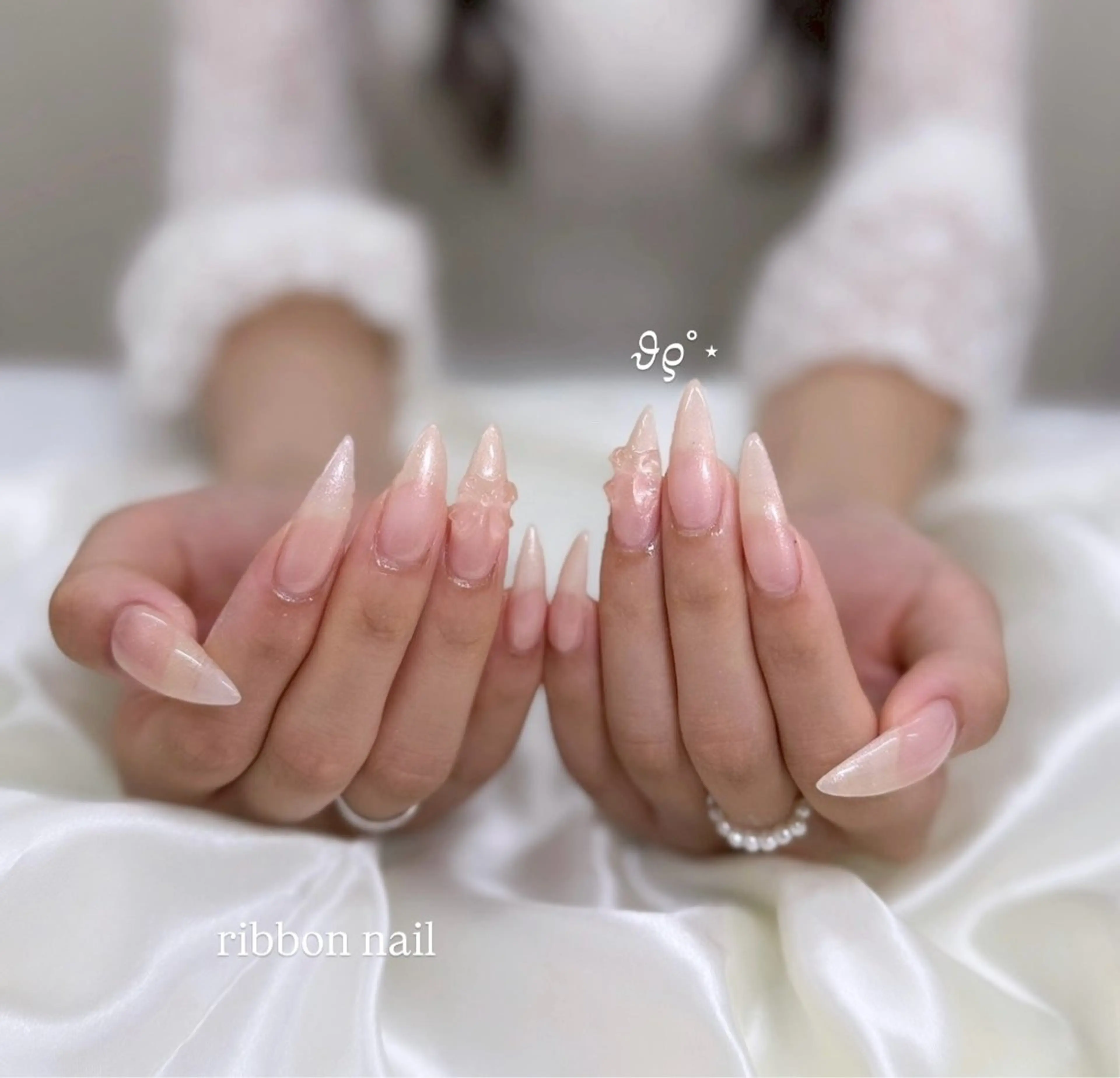 ネイル ワンカラーネイル リボン ハンドネイル MoanaNail Manamiのネイルデザイン