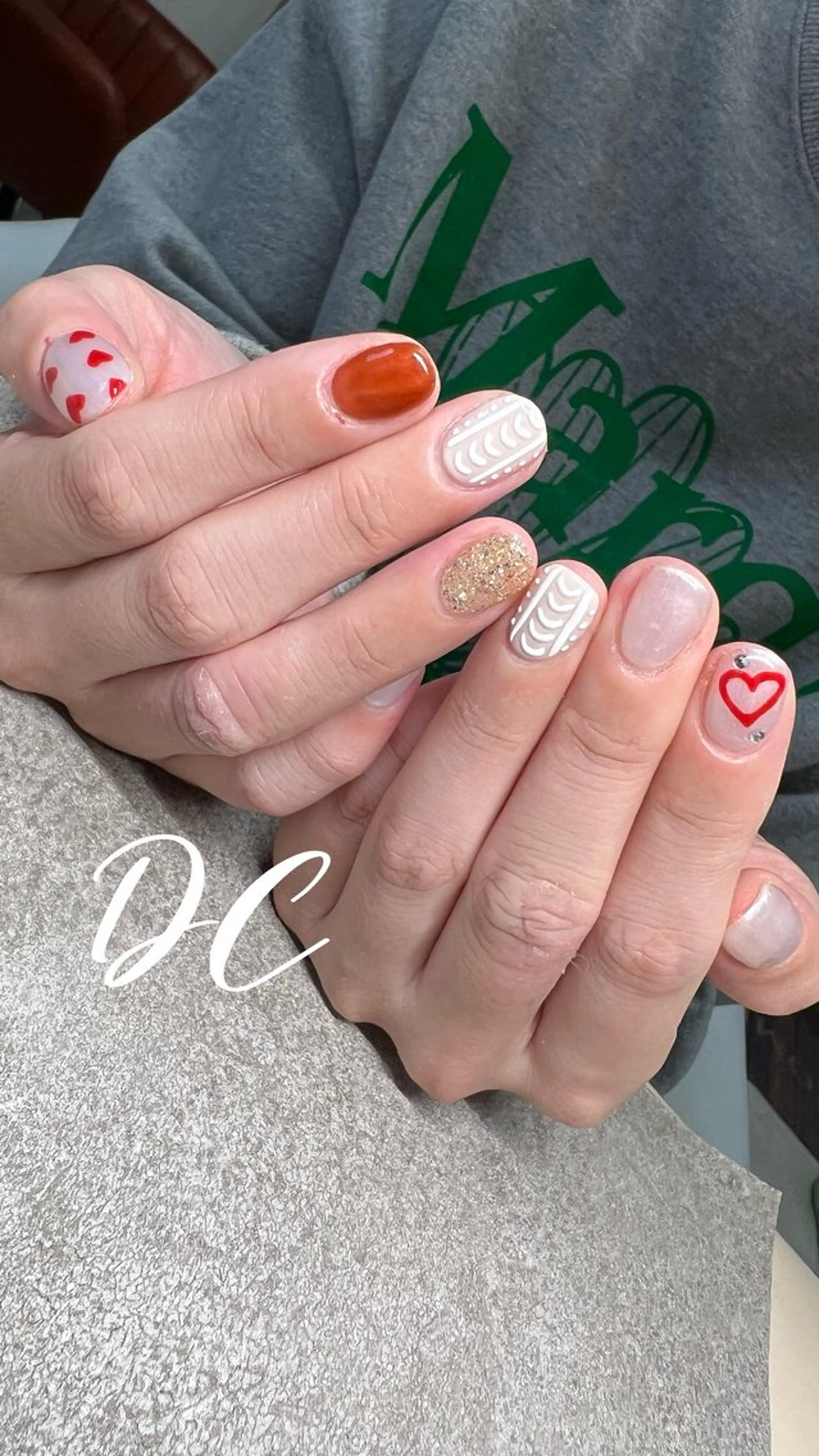 ネイル ハンドネイル フットネイル DC nail salonのネイルデザイン
