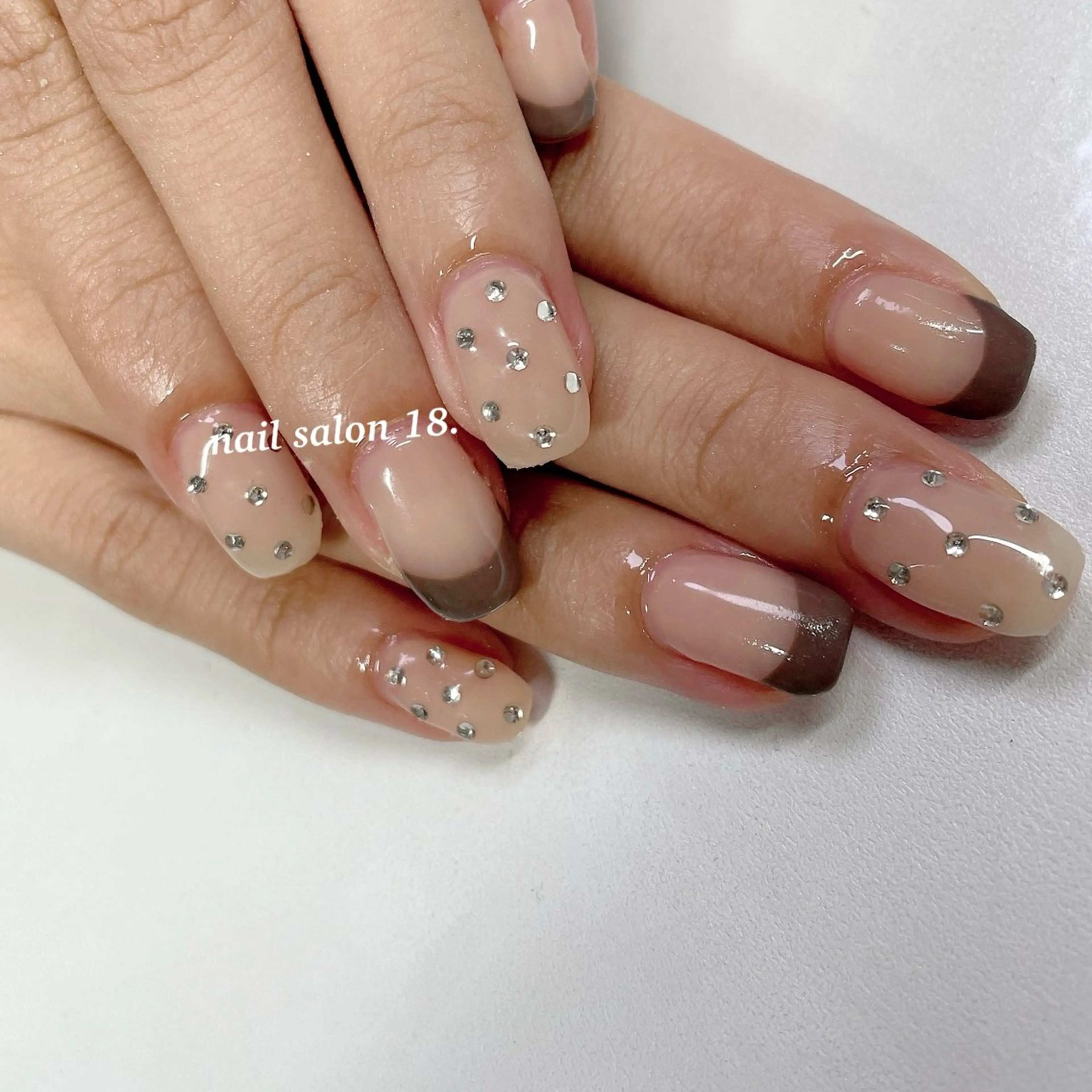 ネイル ハンドネイル nail salon18.所属・nail salon 18.　satokoのネイルデザイン