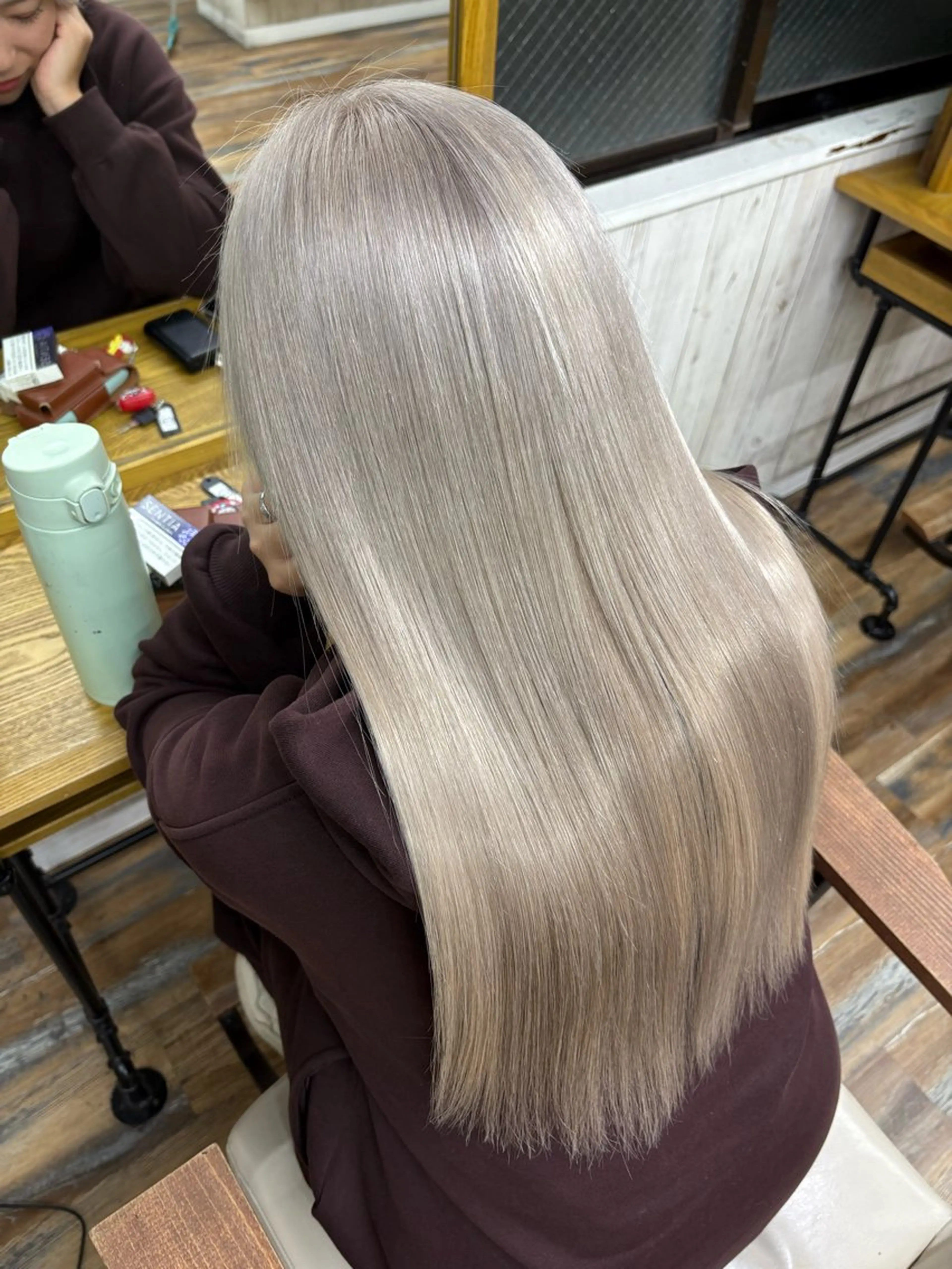 ブリーチ2回➕カラー+Aujua2stepトリートメントの写真