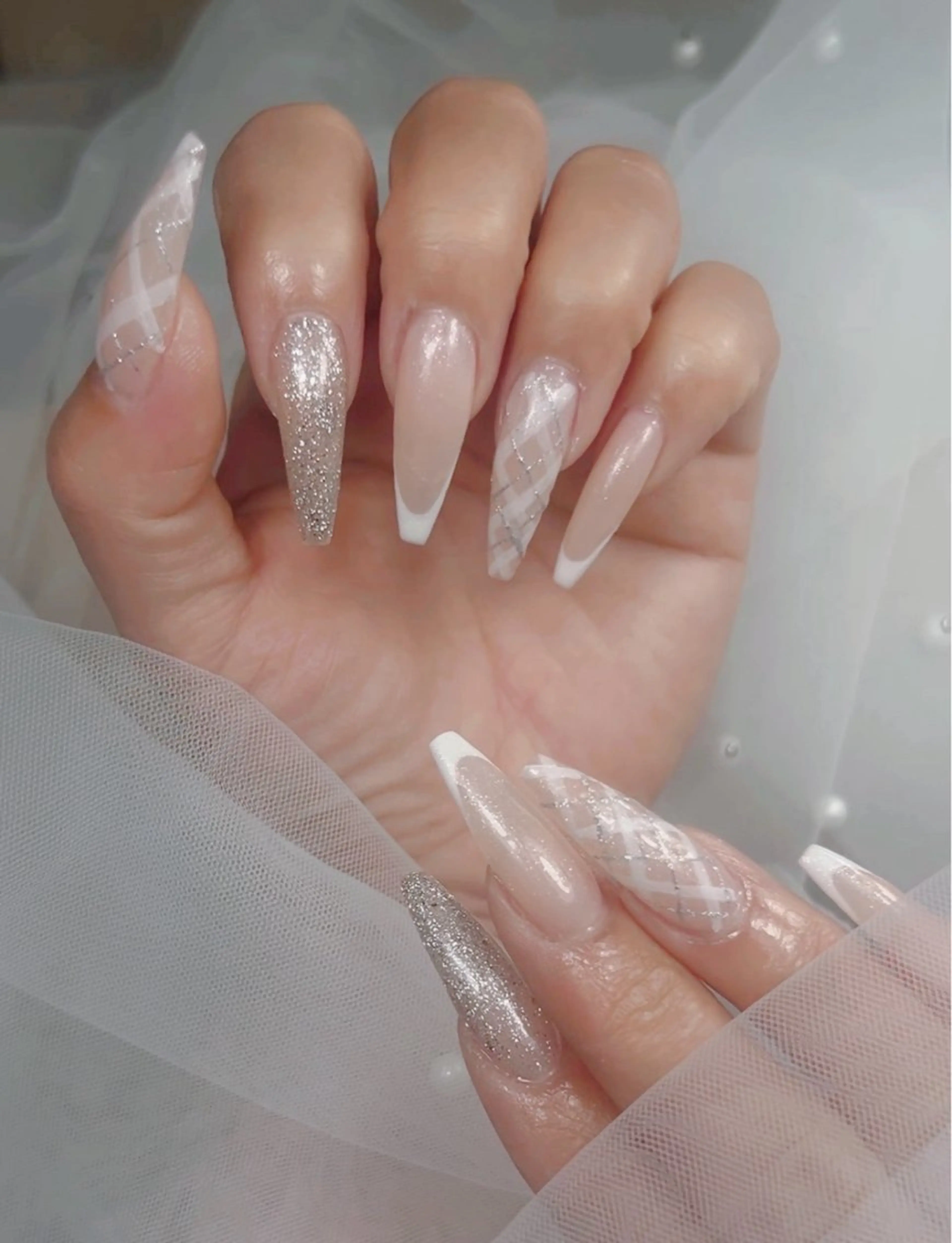 ネイル アートネイル オーロラネイル チークネイル 長さ出し フットネイル ハンドネイル フットネイル ハンドケア Noiranail_ studio所属・Noiranail_ studioのネイルデザイン