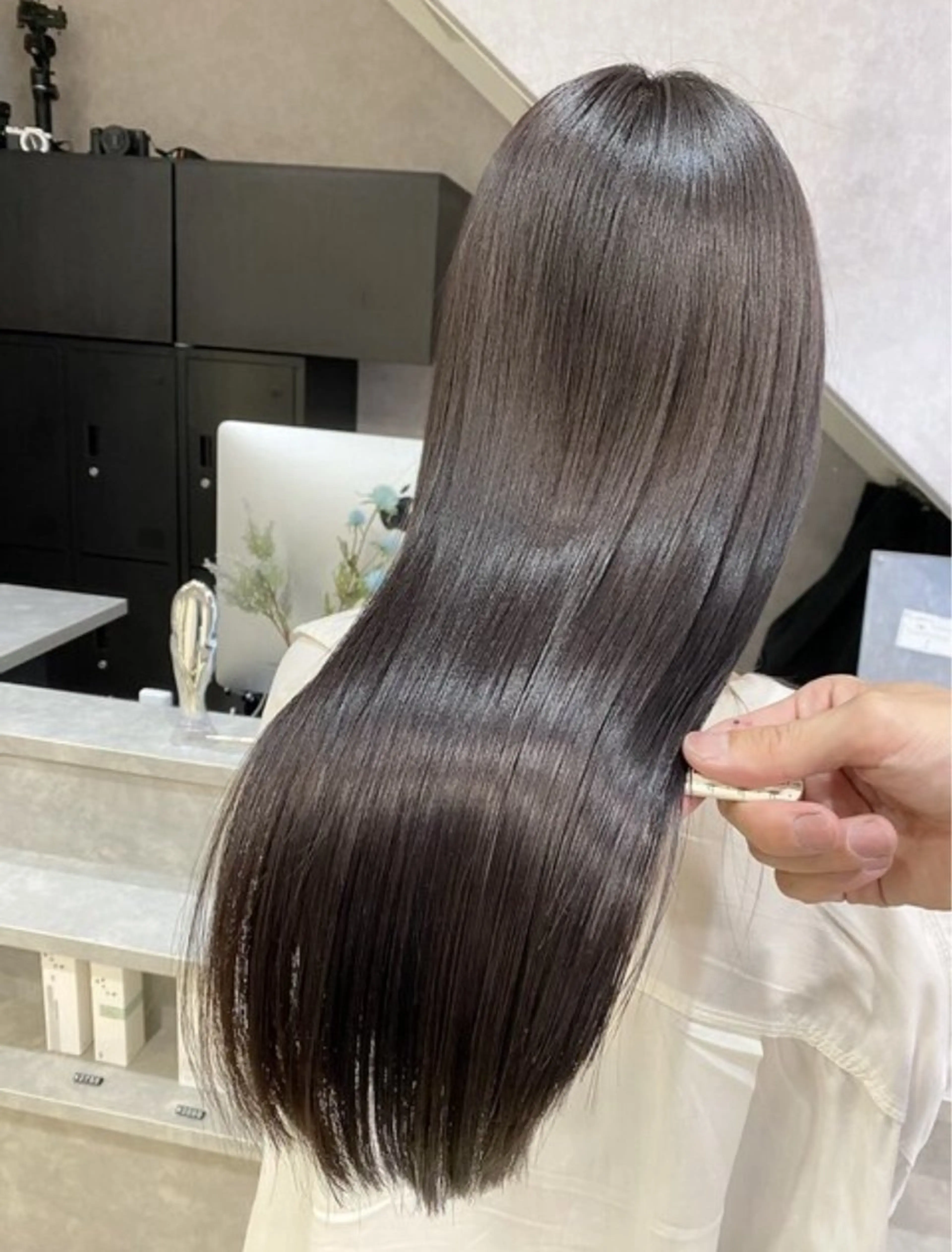 ロング カラー ヘアカラー 興梠 莉桜のヘアスタイル