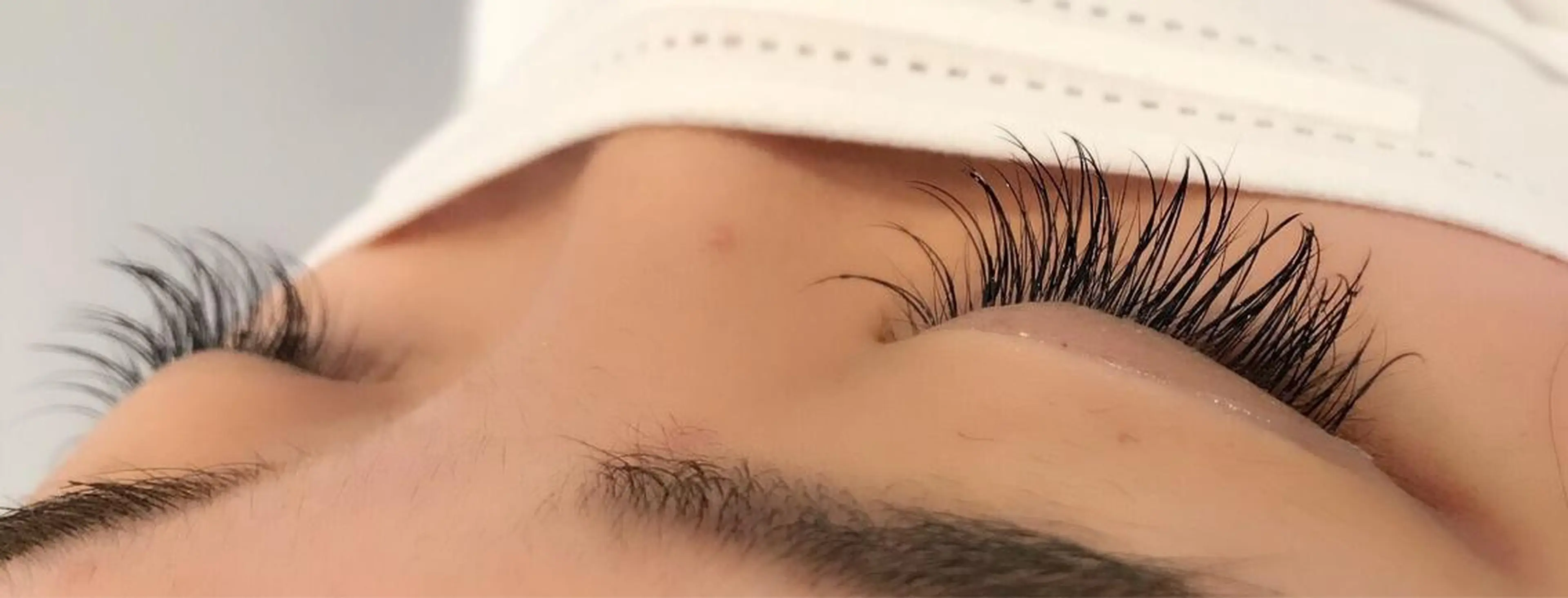 マツエク・マツパ 岡田詩織 MODE Ks松原店のヘアスタイル