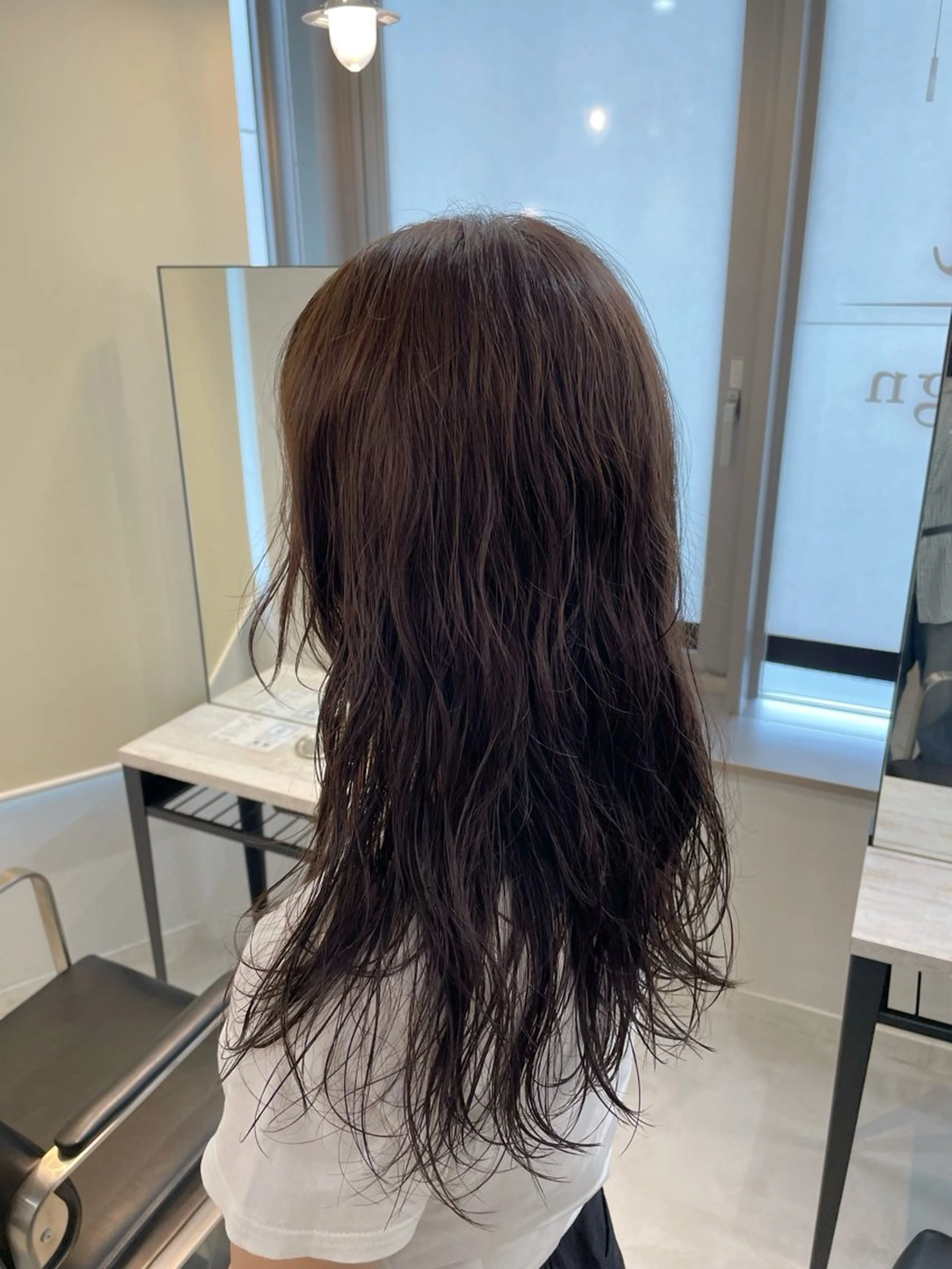 ロング カラー アッシュ アッシュブラウン ブラウンカラー ヘアカラー noa hair  design所属・noa 小山莉々のヘアスタイル