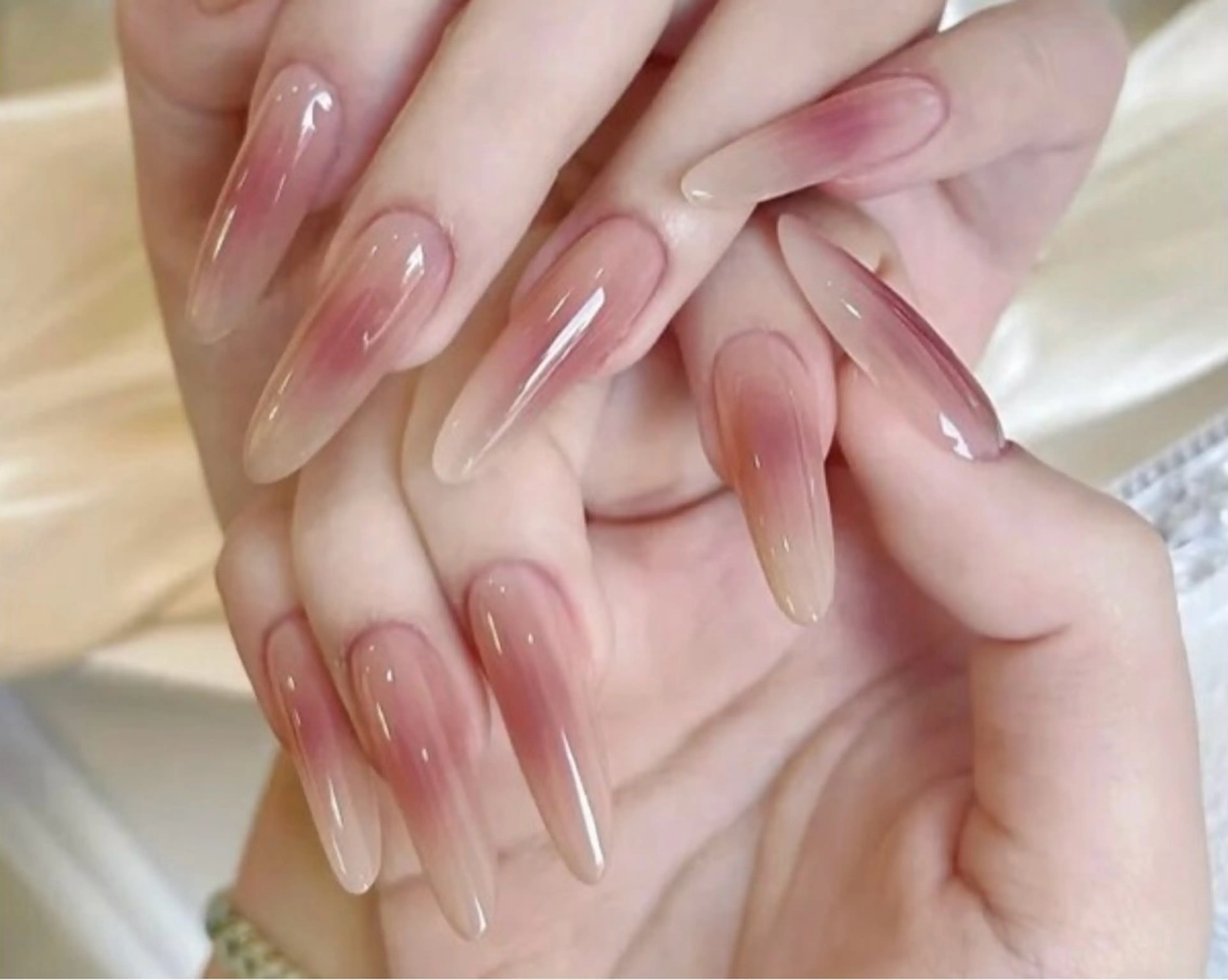 ［Hand］チークネイルの写真