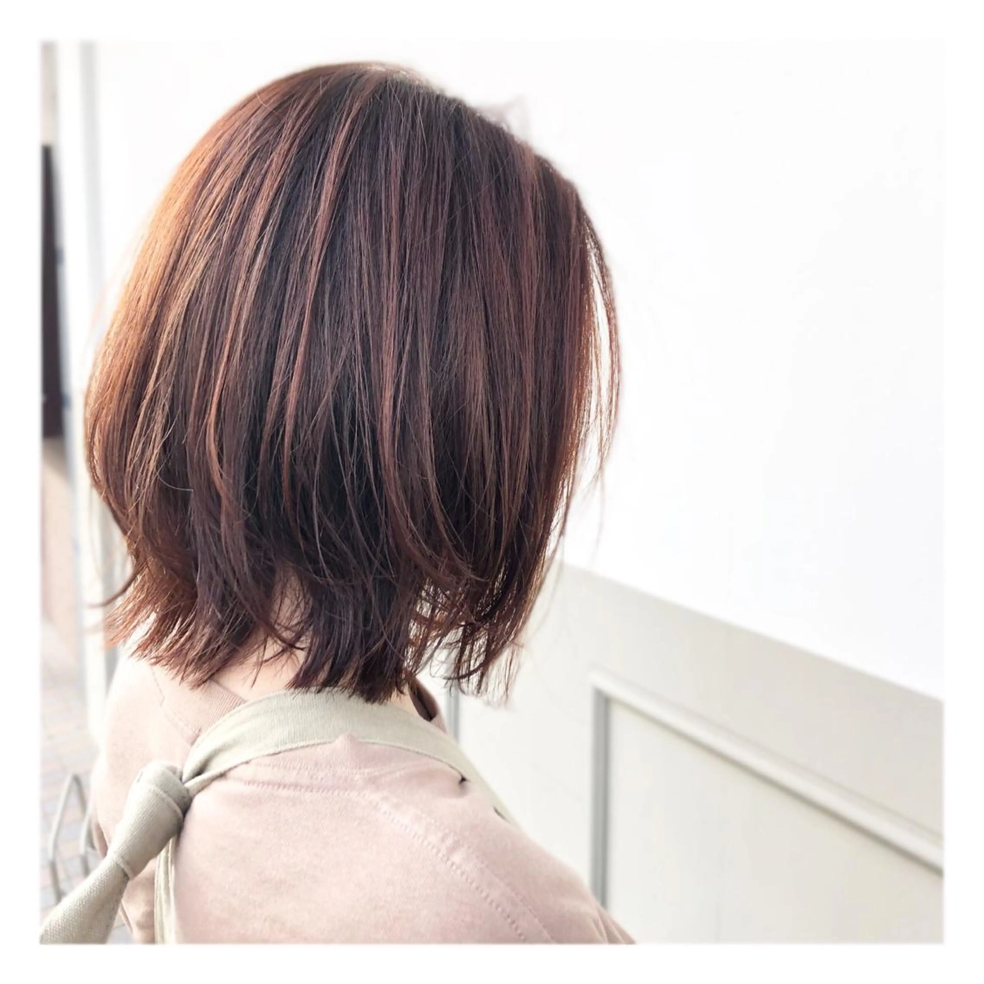 ミディアム カラー レイヤーカット 外ハネヘア THE BALM🤎 沖田のマツエク・マツパデザイン