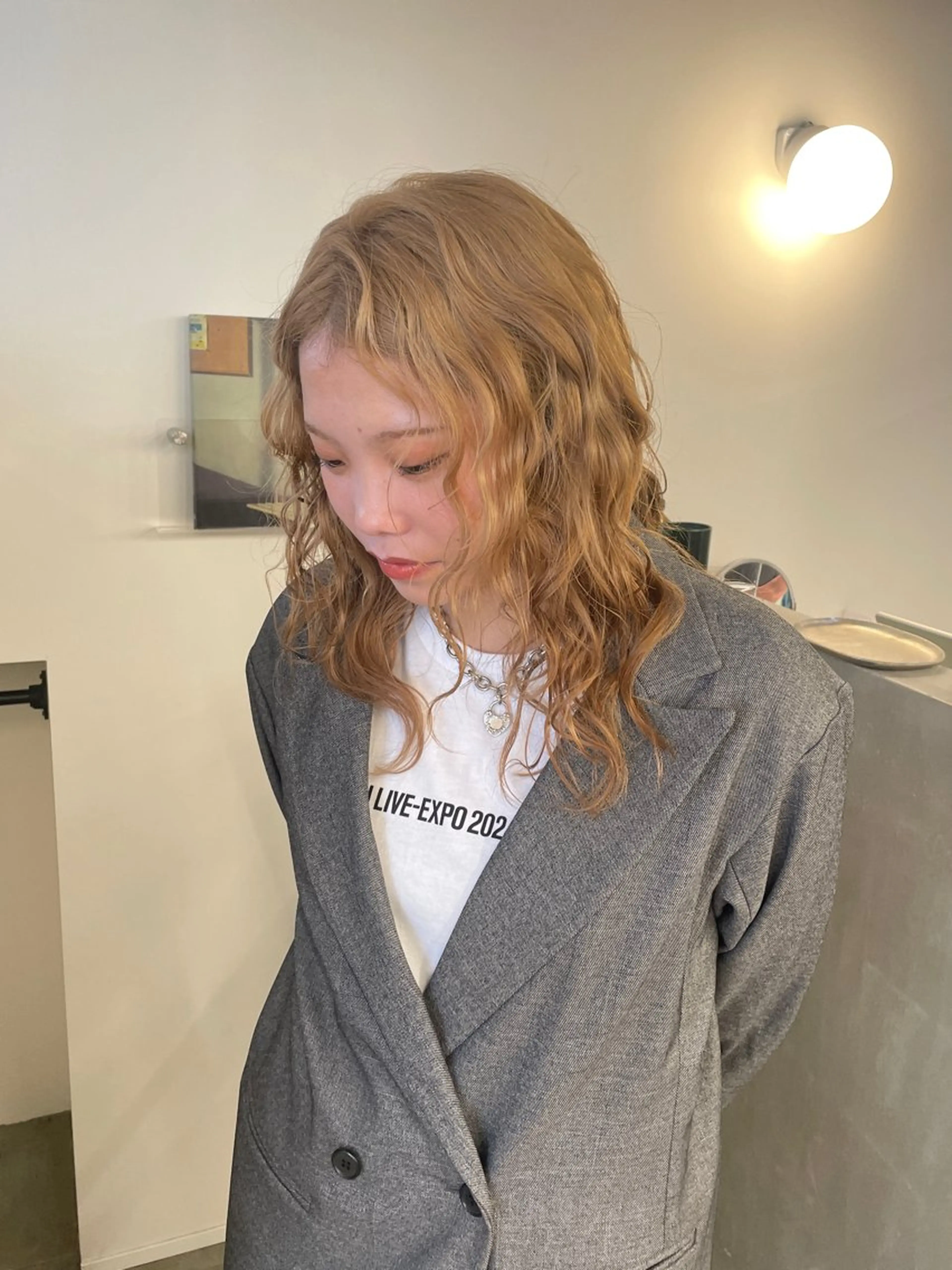 セミロング ヘアアレンジ tonari所属・ブリーチモデル/ カットモデル/Riaのヘアスタイル