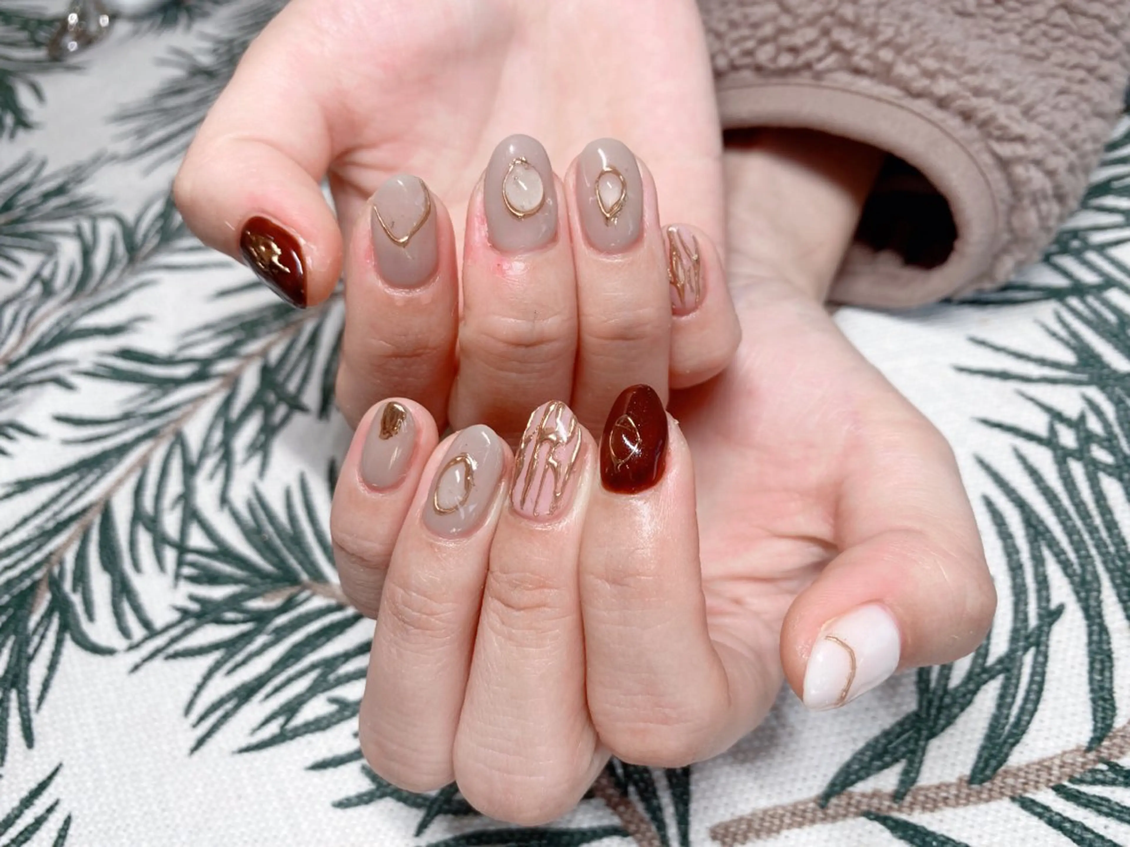 ネイル 長さ出し ジェルネイル キラキラネイル 大理石ネイル(マーブル) ニュアンスネイル Morpho nailのネイルデザイン