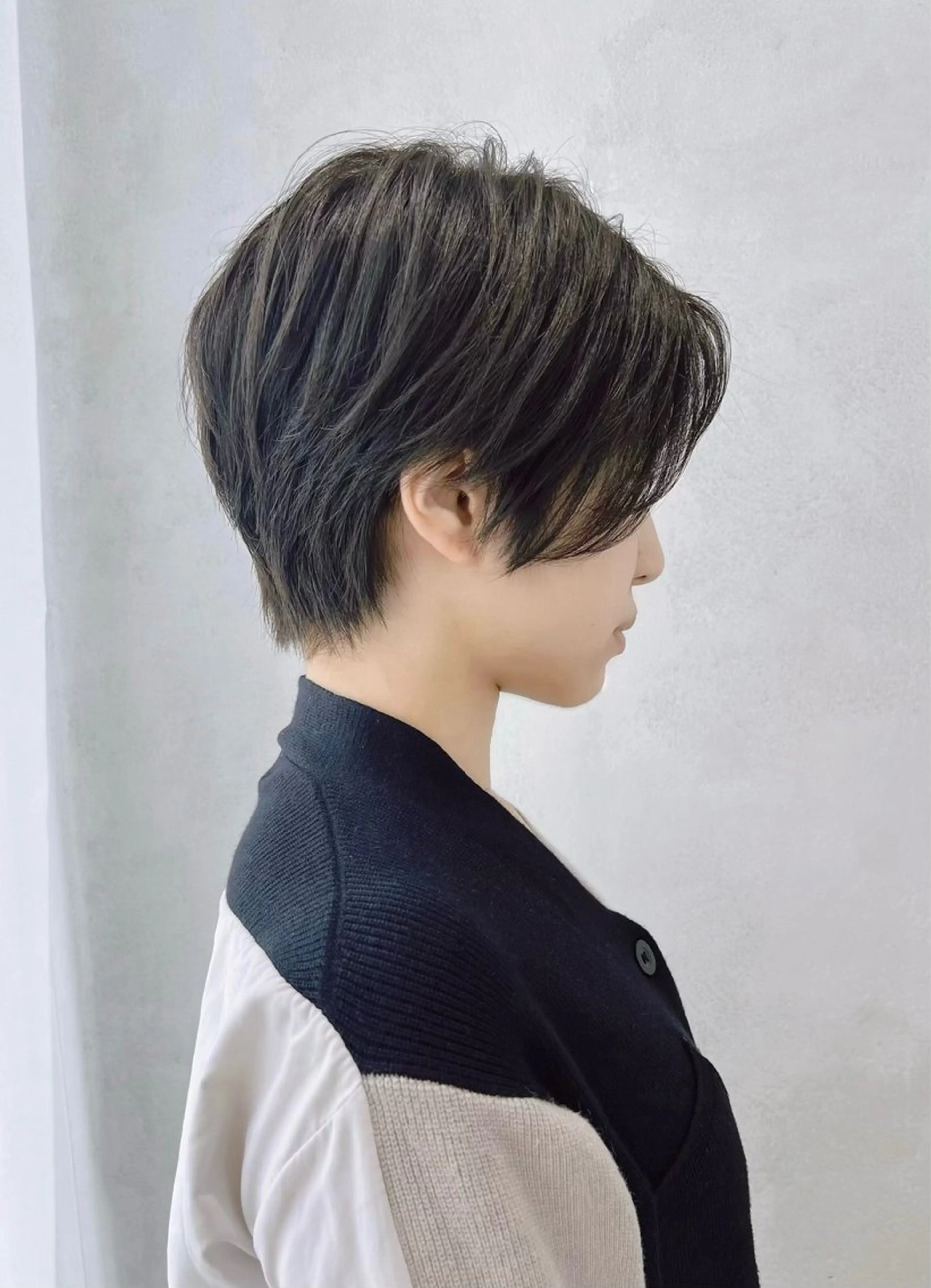 ショート Say.石川葵 ショートボブ前髪のヘアスタイル