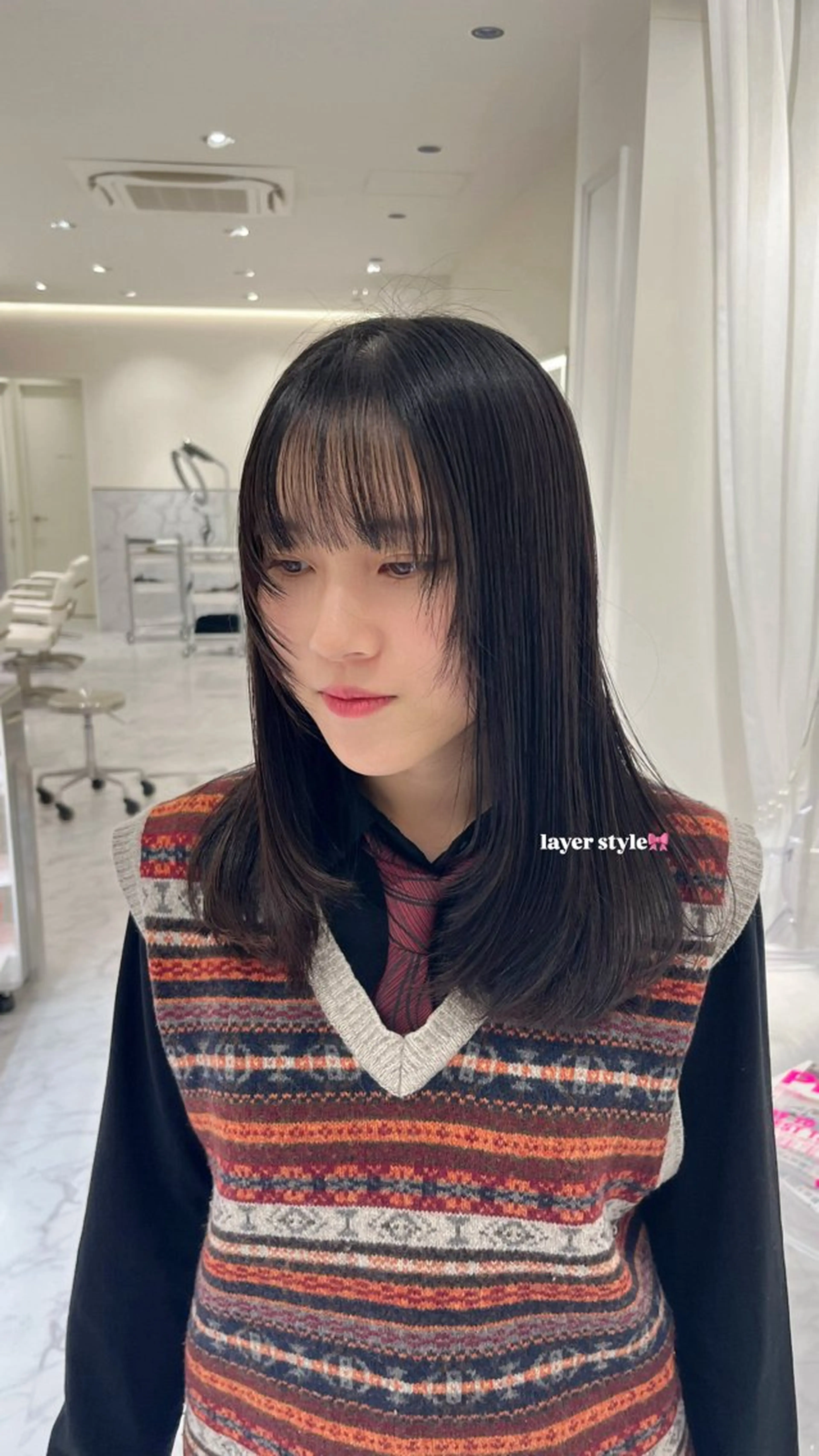 セミロング カット ヘアカラー ParveMix 🌝🫧山本 玲南のヘアスタイル
