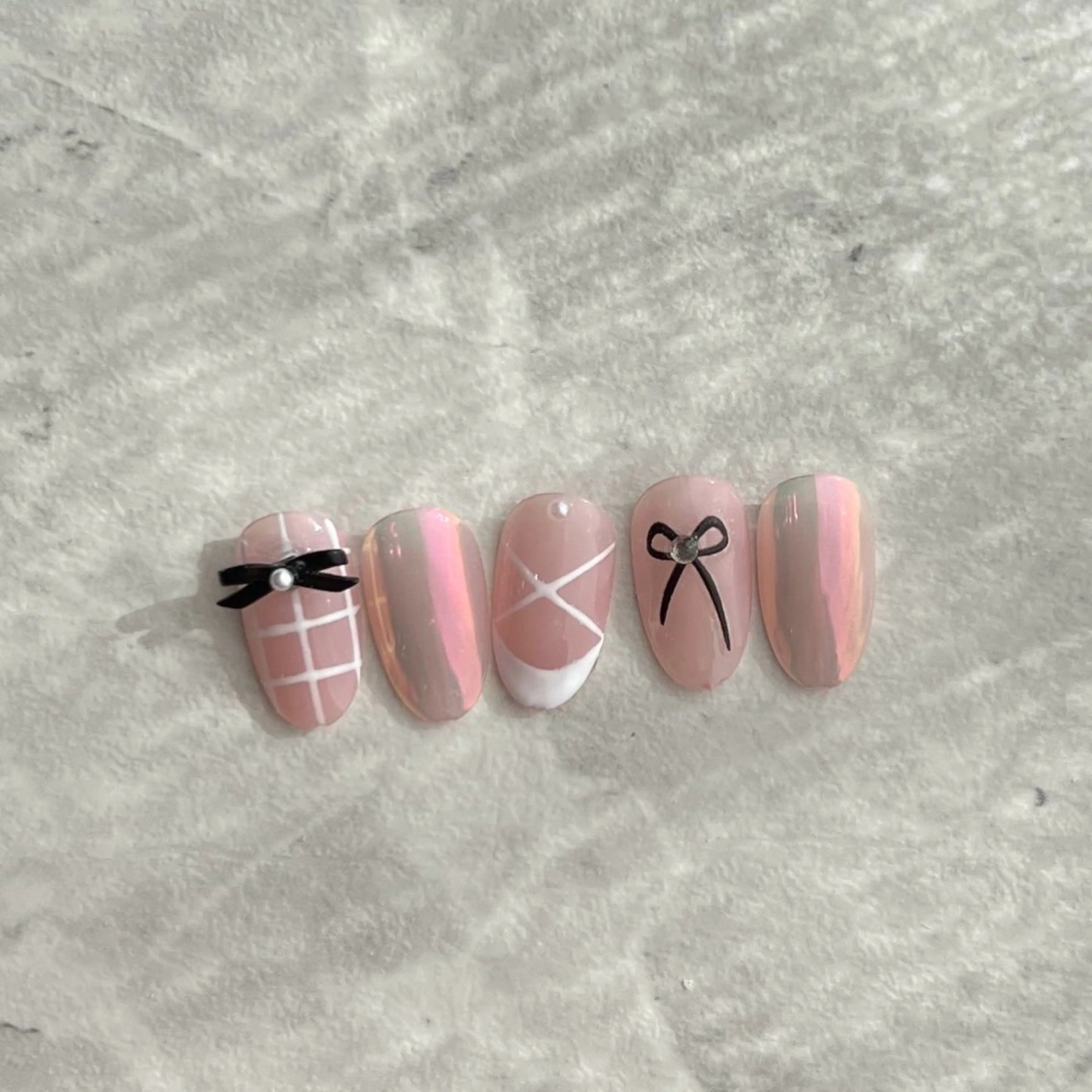 ネイル Y&M NAIL所属・樺井 アオイのネイルデザイン