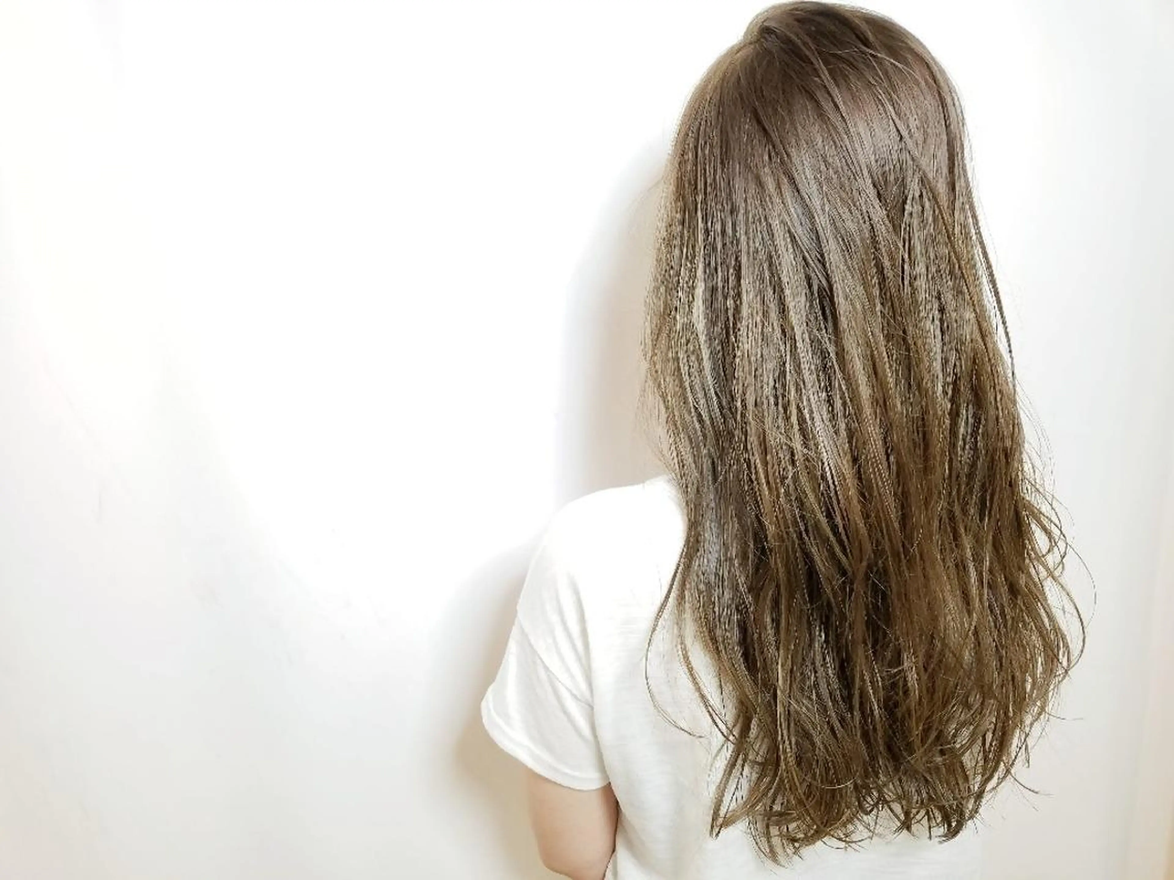 ロング カラー ベージュカラー ハイライトカラー ハイライト ウルフ、ボブ美容師 今井のヘアスタイル