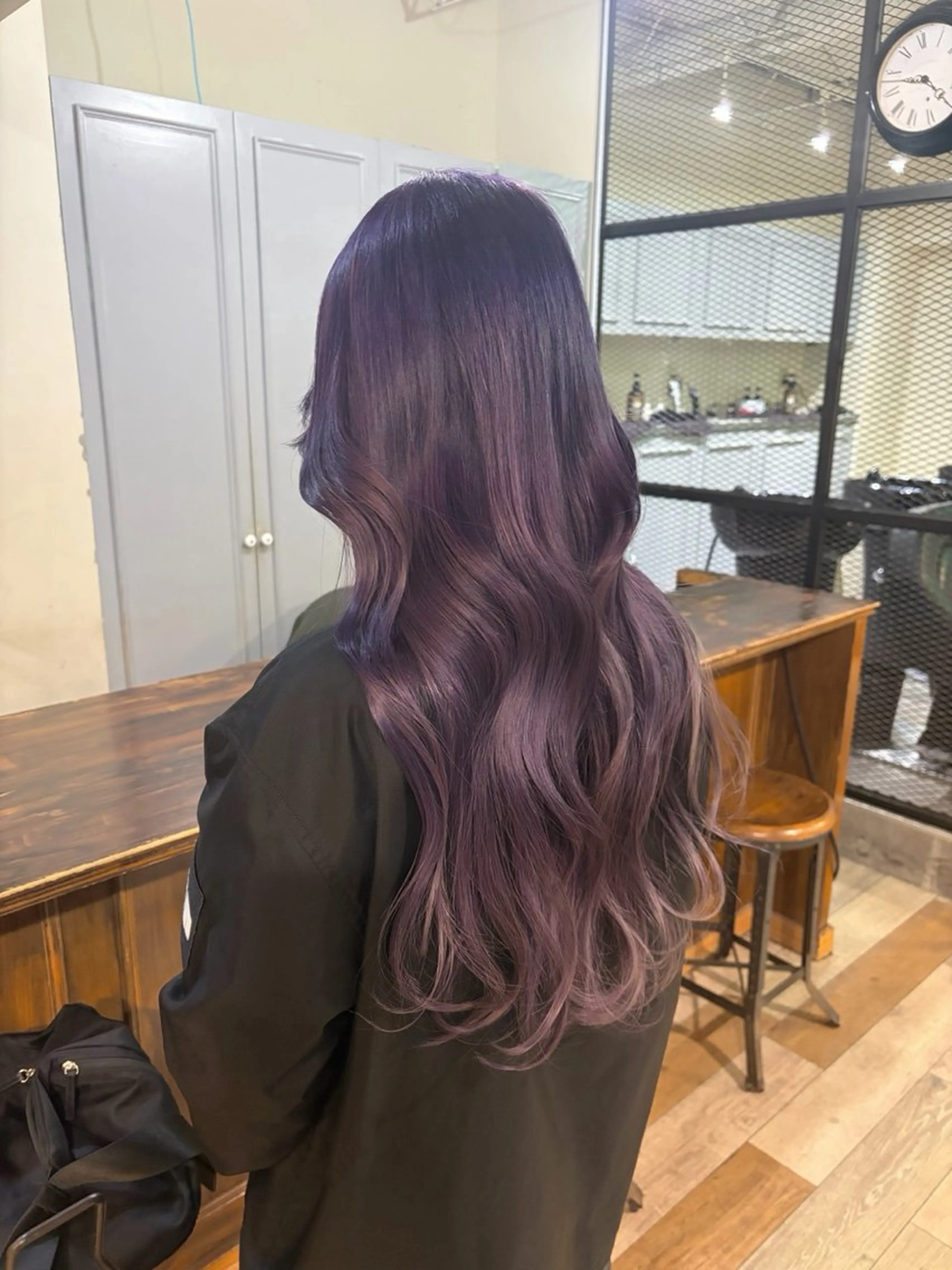 ロング カラー ブリーチ 透明感カラー パープルカラー ヘアカラー 艶レイヤー/ウルフ屋 さん🐺Mari🪽のヘアスタイル