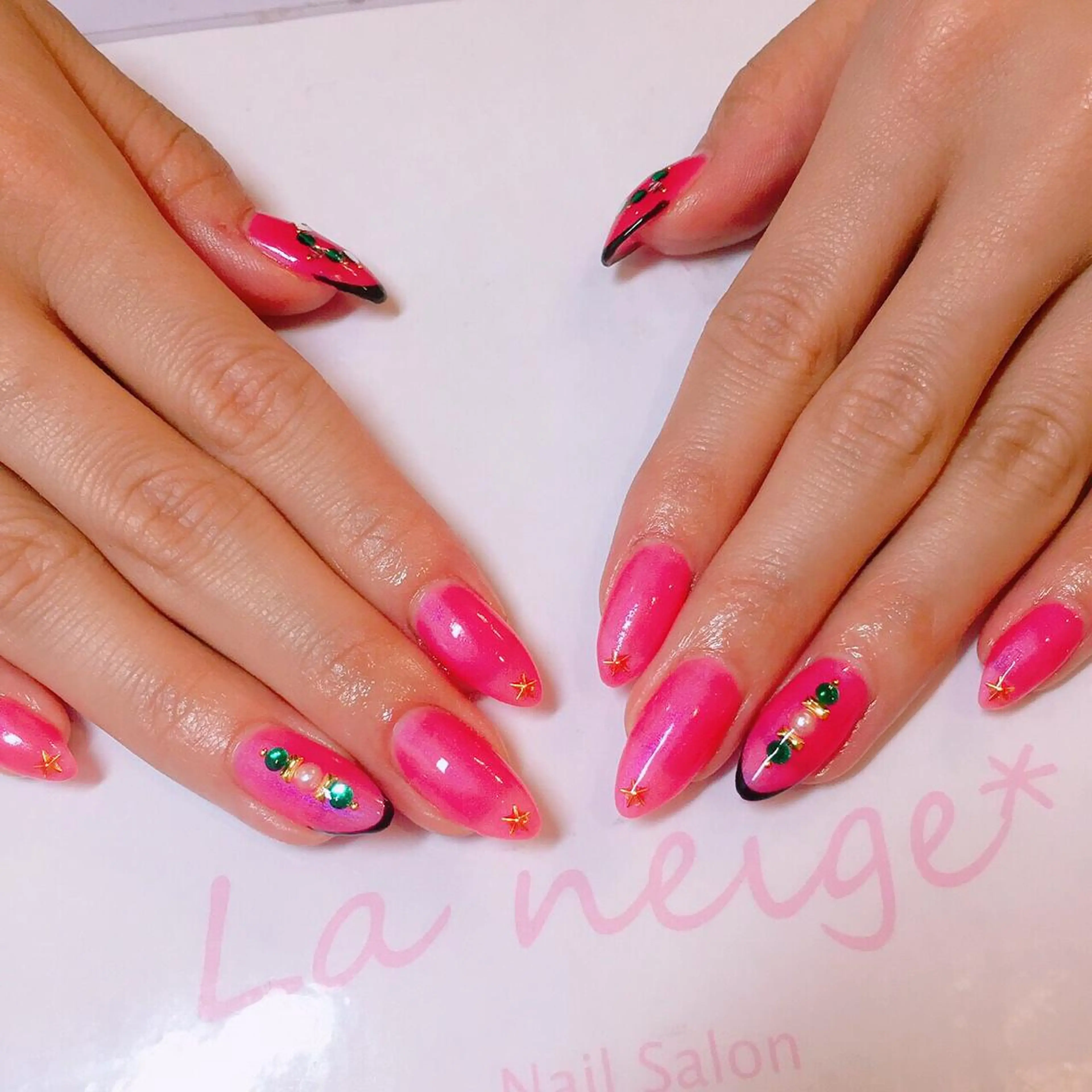 ネイル ロングネイル La neige* yuki 🥯🍑のネイルデザイン