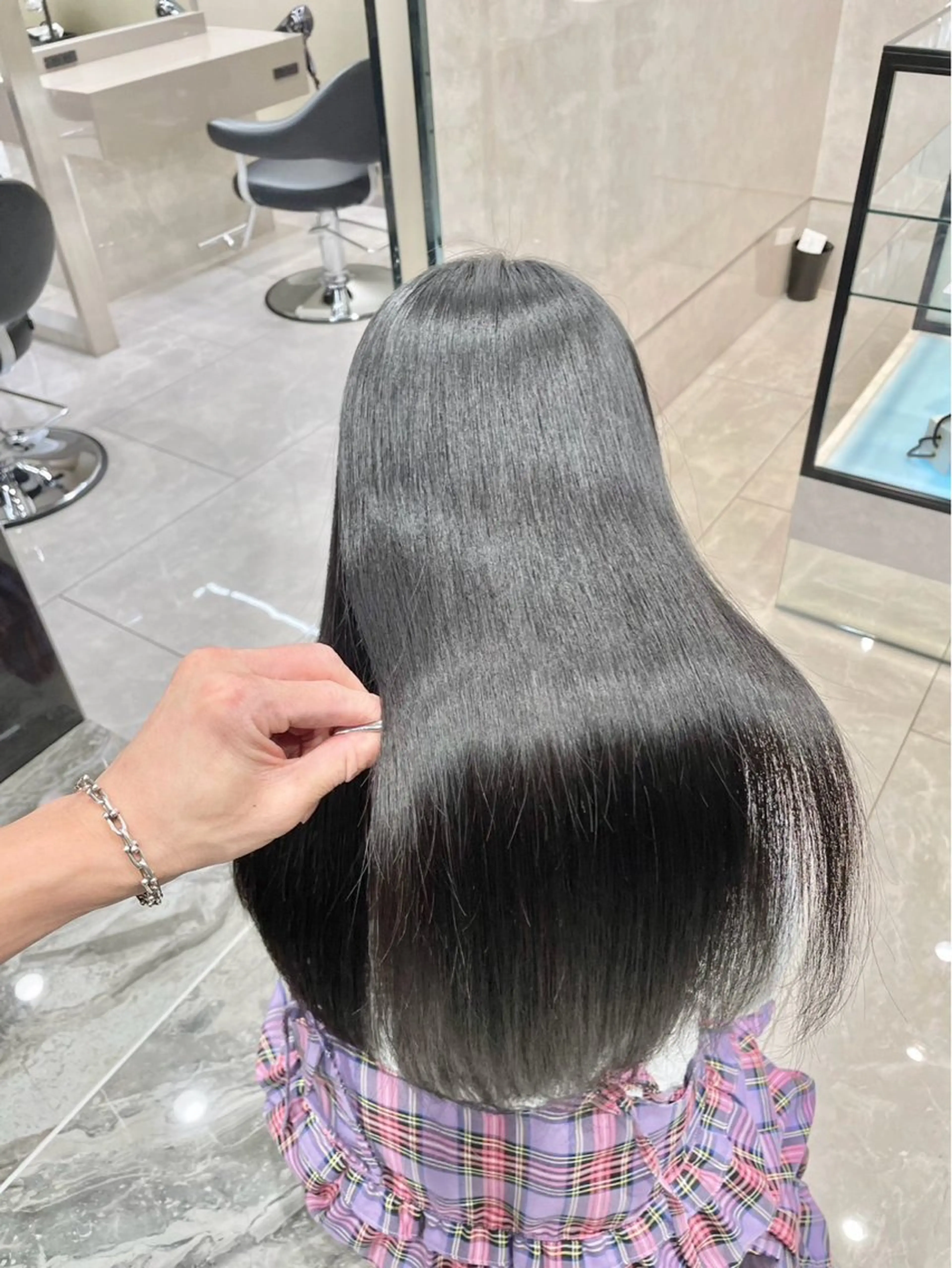 セミロング カラー 髪質改善 トリートメント hair salon Ranun所属・hair salon Ranunのヘアスタイル