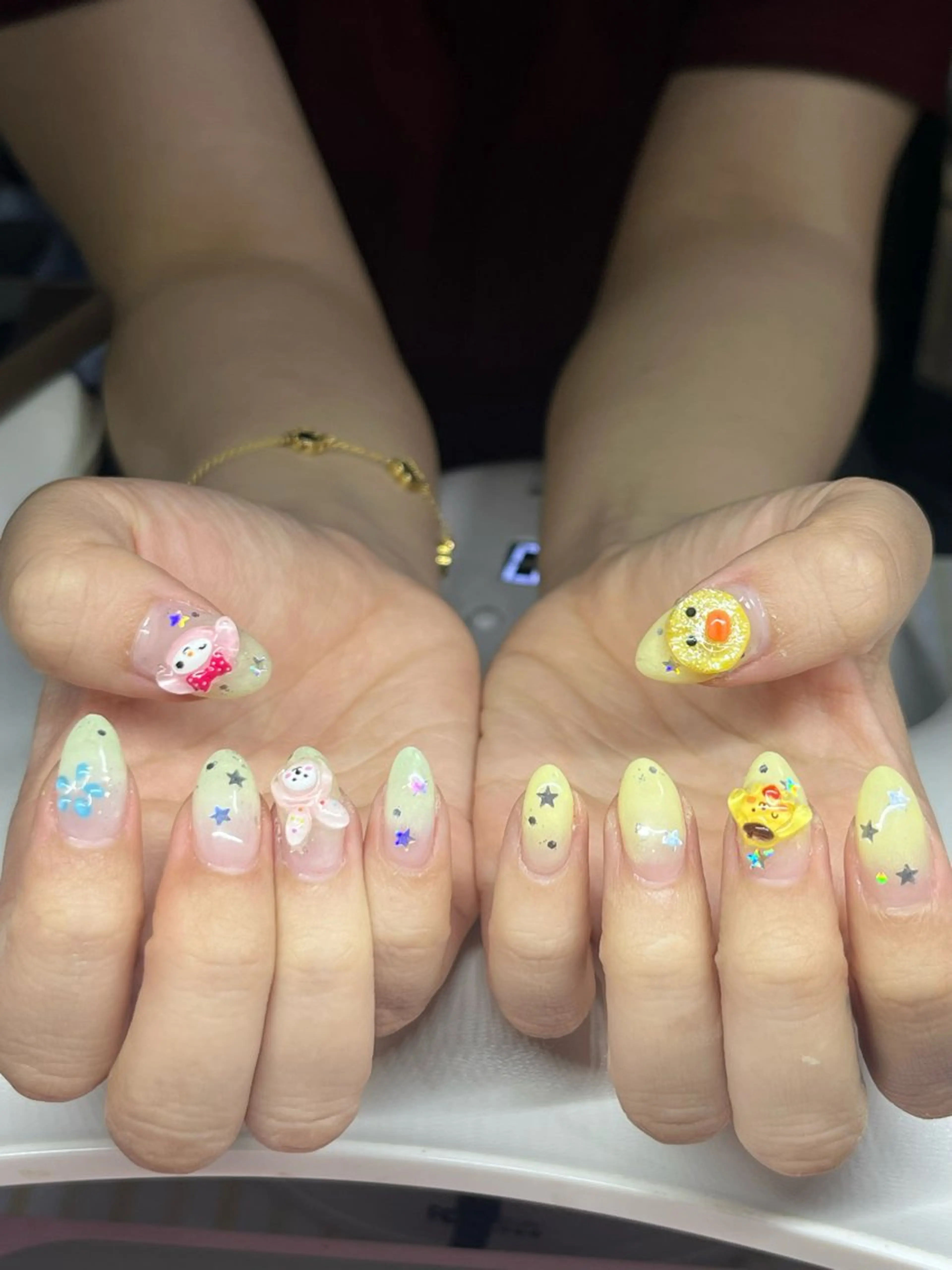 ネイル ハンドネイル ヒェウ Nail Nambaのネイルデザイン