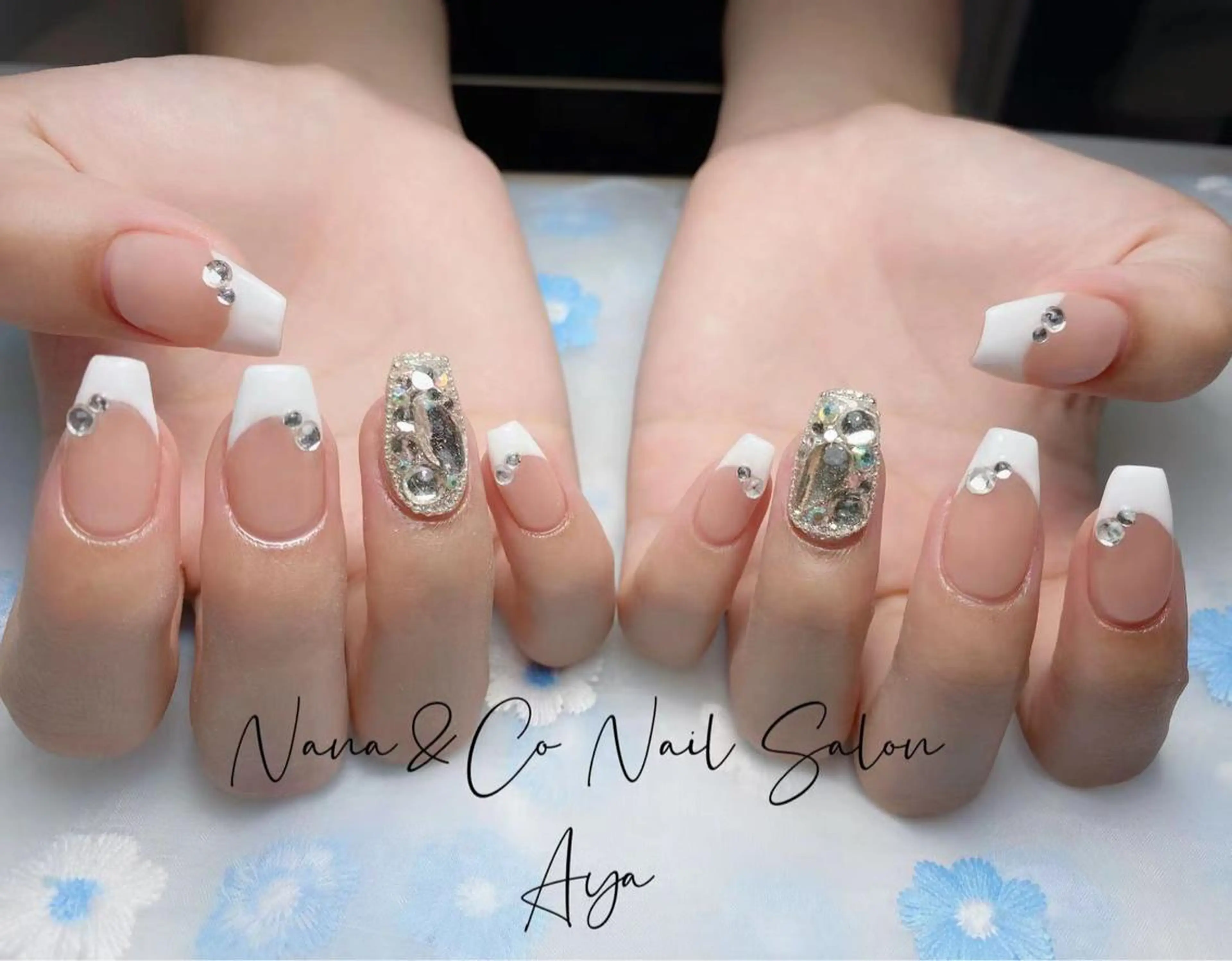 カラー ネイル ハンドネイル ハンドケア NANAKO 🌼のネイルデザイン