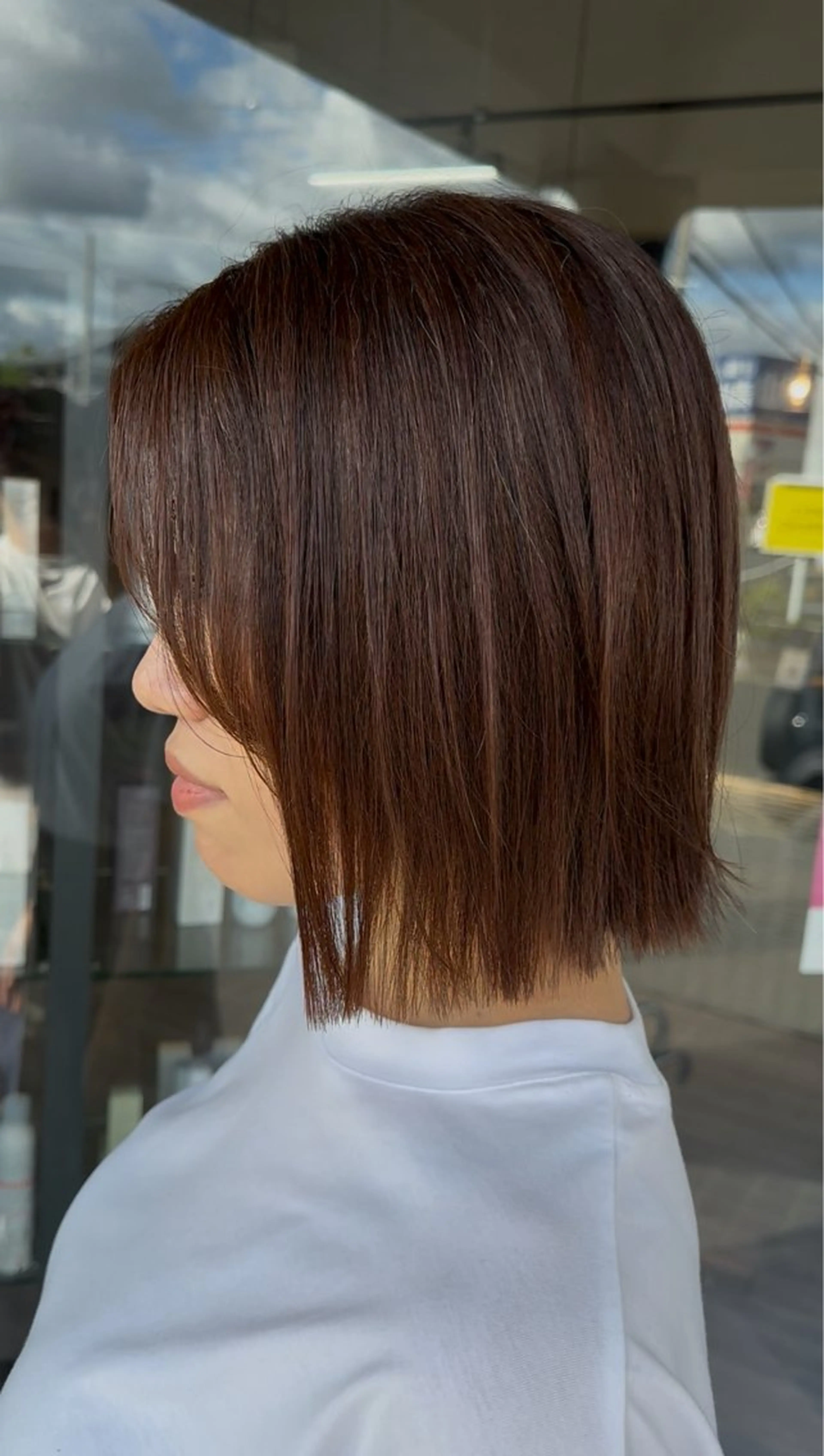 ミディアム ボブ カット arika　オケシ リョウダイのヘアスタイル