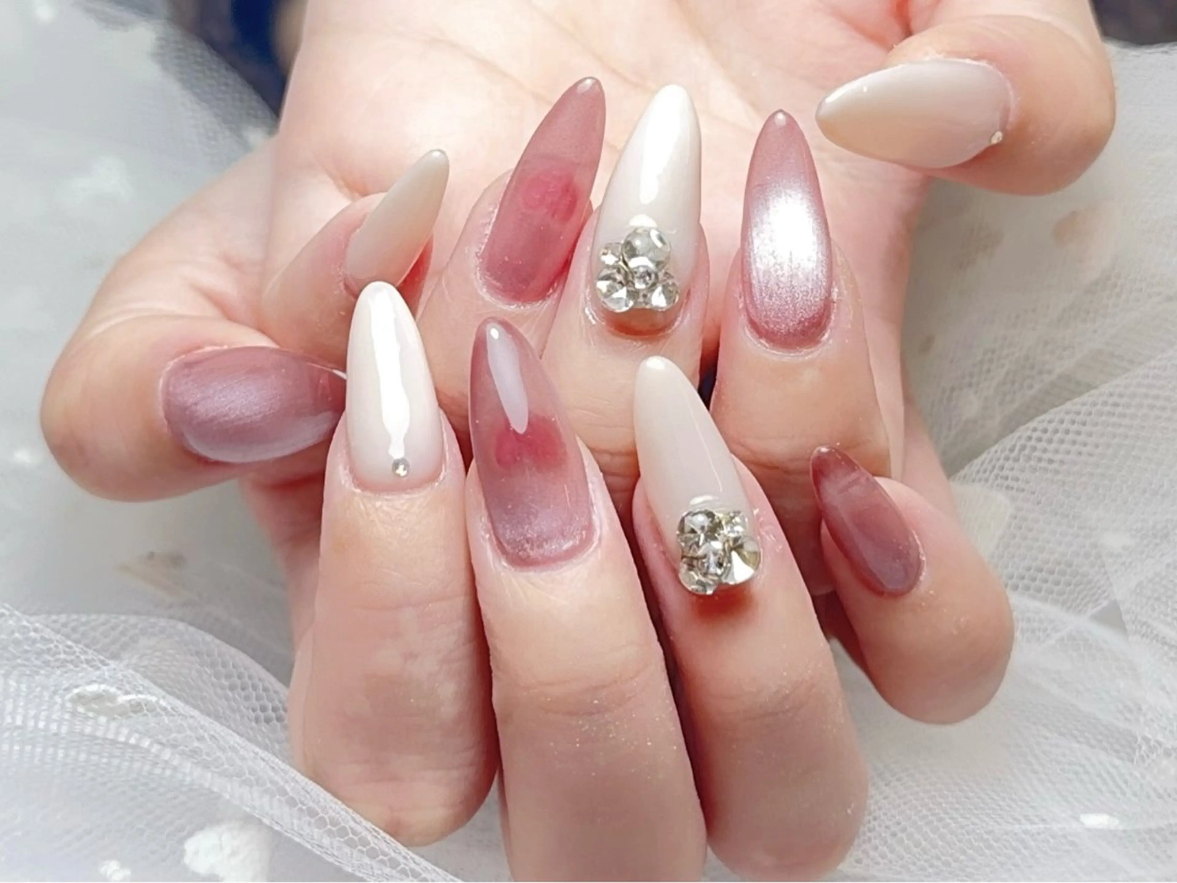 ネイル マグネットネイル ハンドネイル klee nailのネイルデザイン