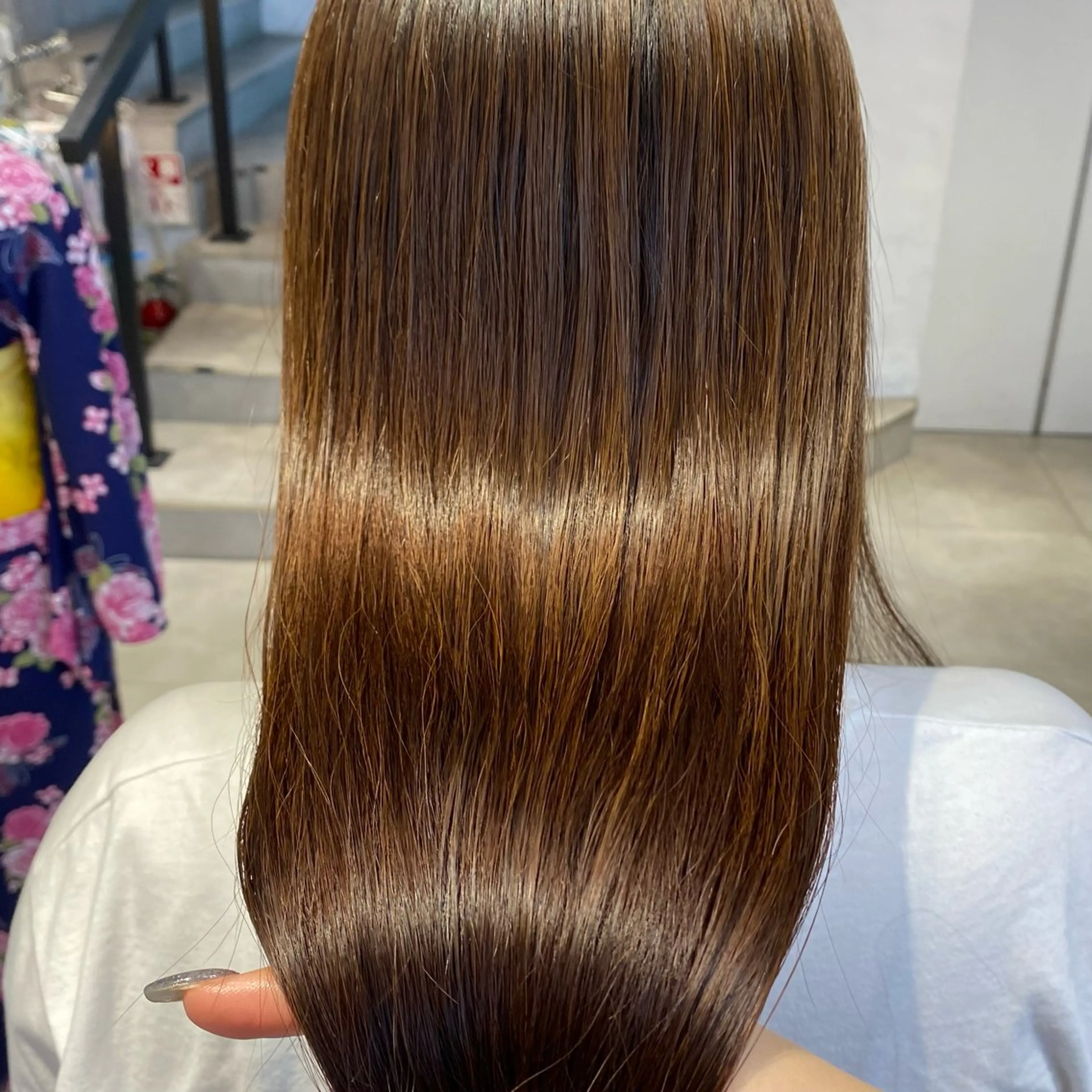 ロング 酸性ストレート・ メンズ 三原 楊子のヘアスタイル