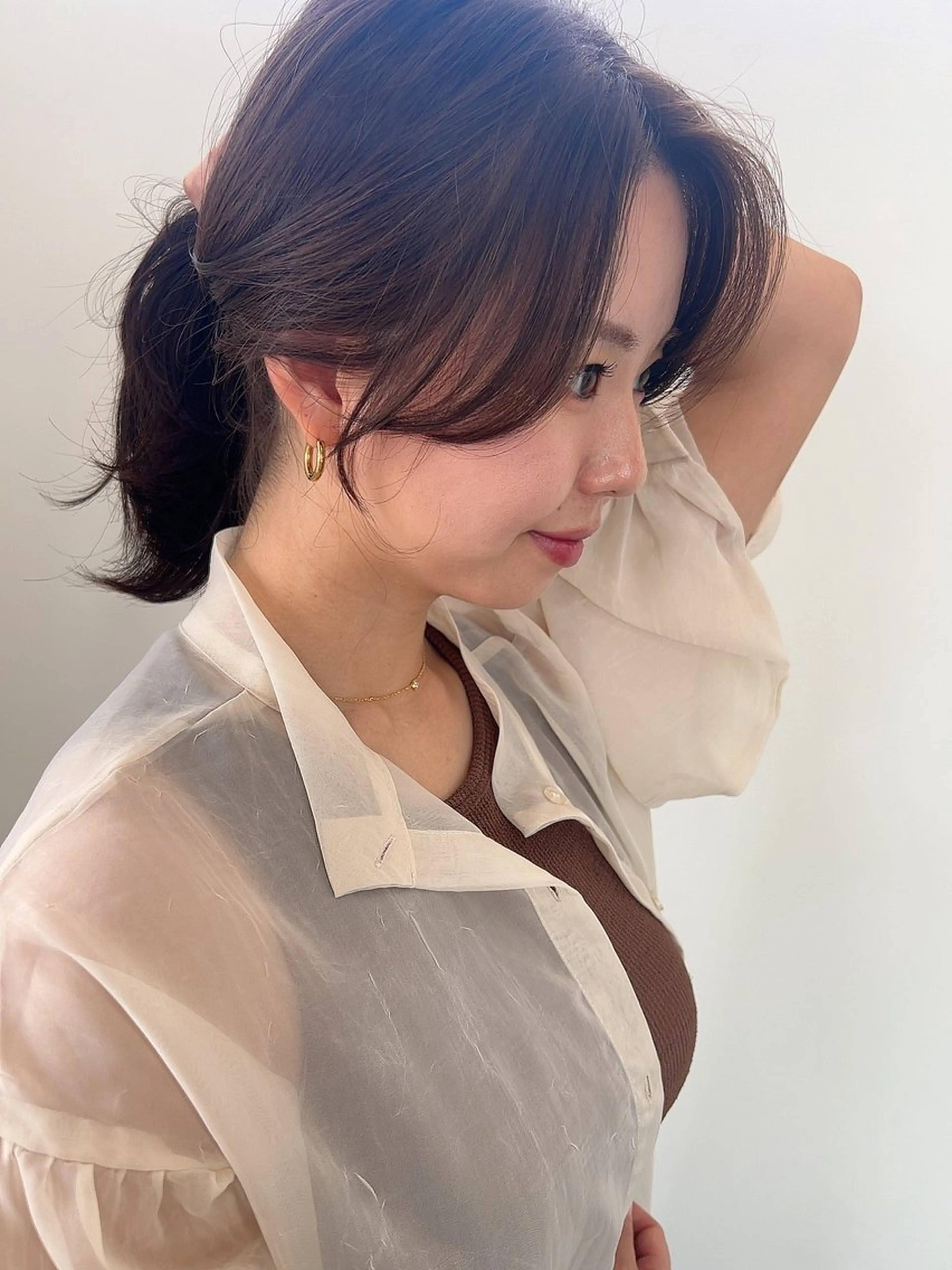 セミロング 顔まわりレイヤー レイヤーカット カット ヘアカラー トリートメント vince. moekoのヘアスタイル