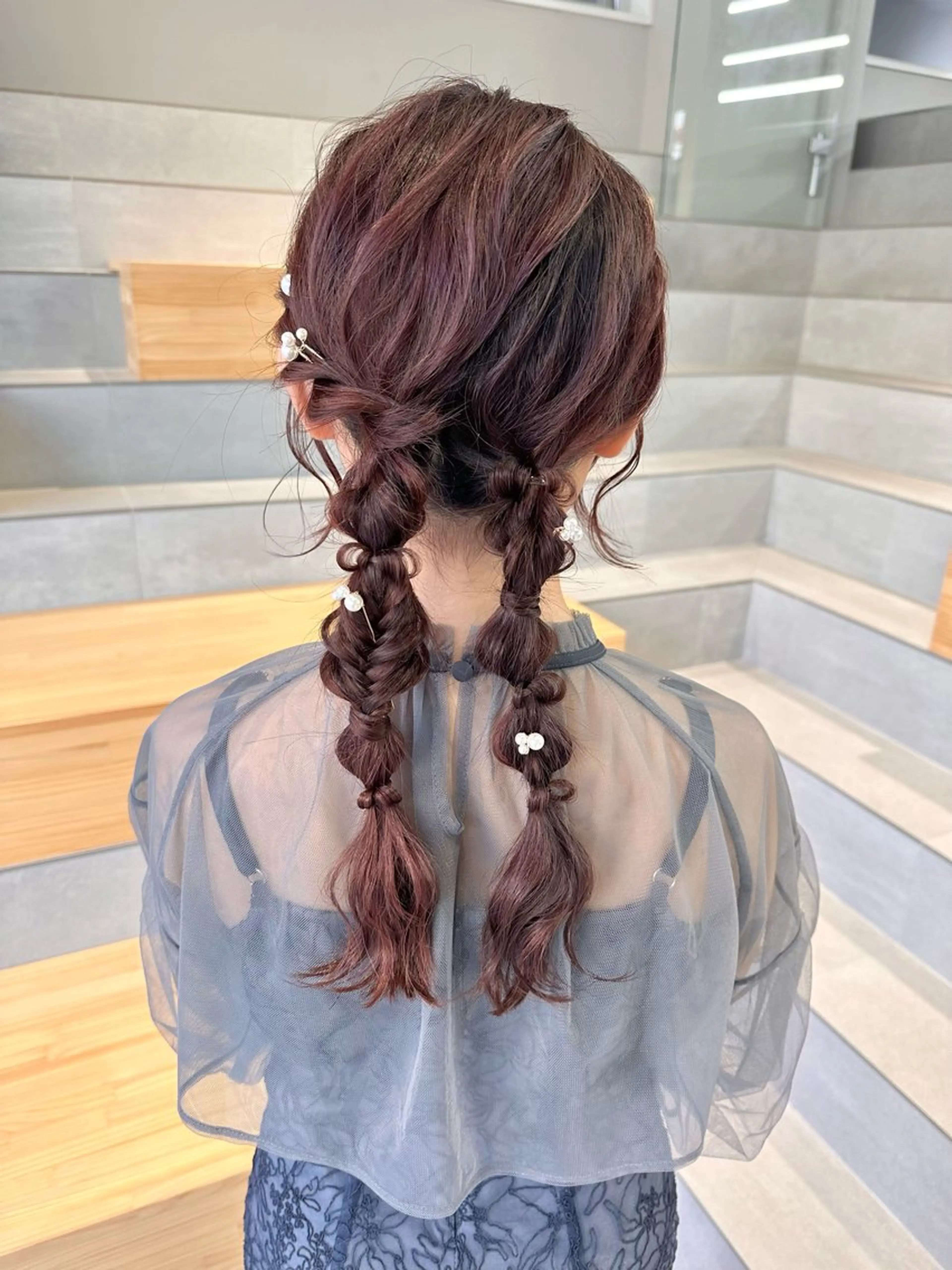ロング ヘアアレンジ ヘアセット 染谷 遥花のヘアスタイル