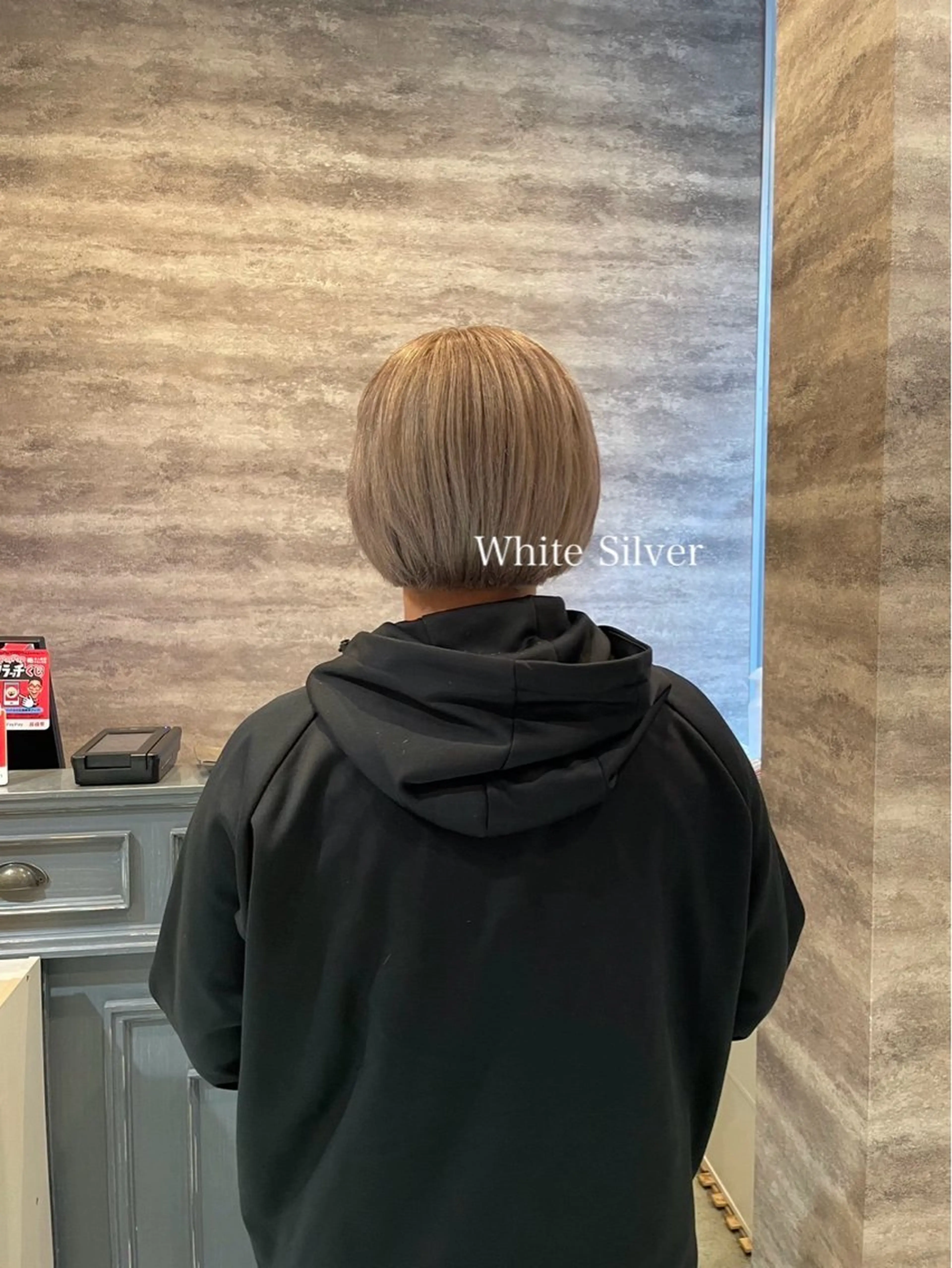 ショート カラー ベージュカラー ブリーチ ブロンド ブルーカラー ダブルカラー 💈Blanco💈 カラー&ケア🌈のヘアスタイル