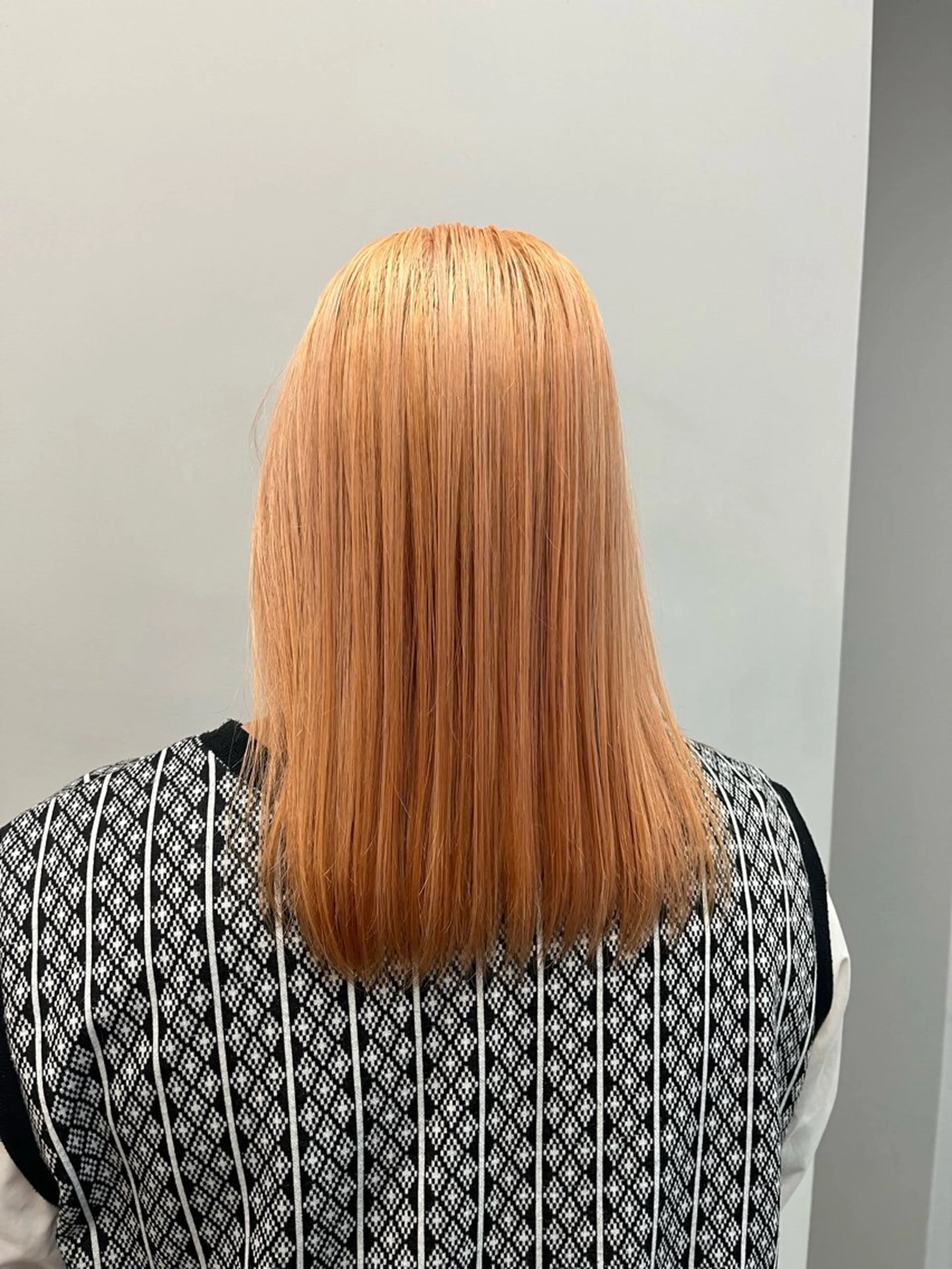 セミロング ヘアカラー ROCCO east MIYOのヘアスタイル