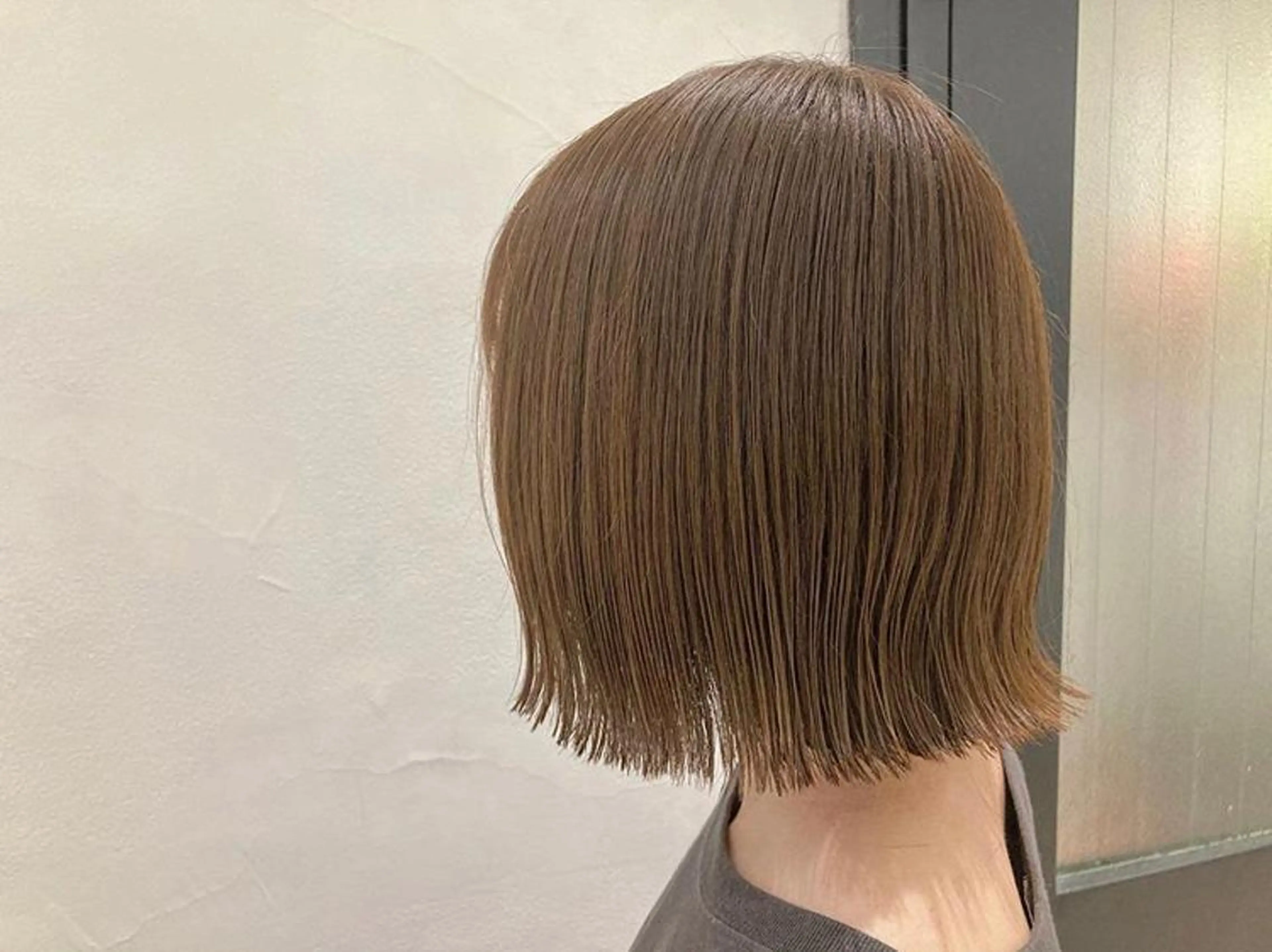 ショート カラー ヘアアレンジ ボブ 外ハネヘア エグチ アキラのヘアスタイル