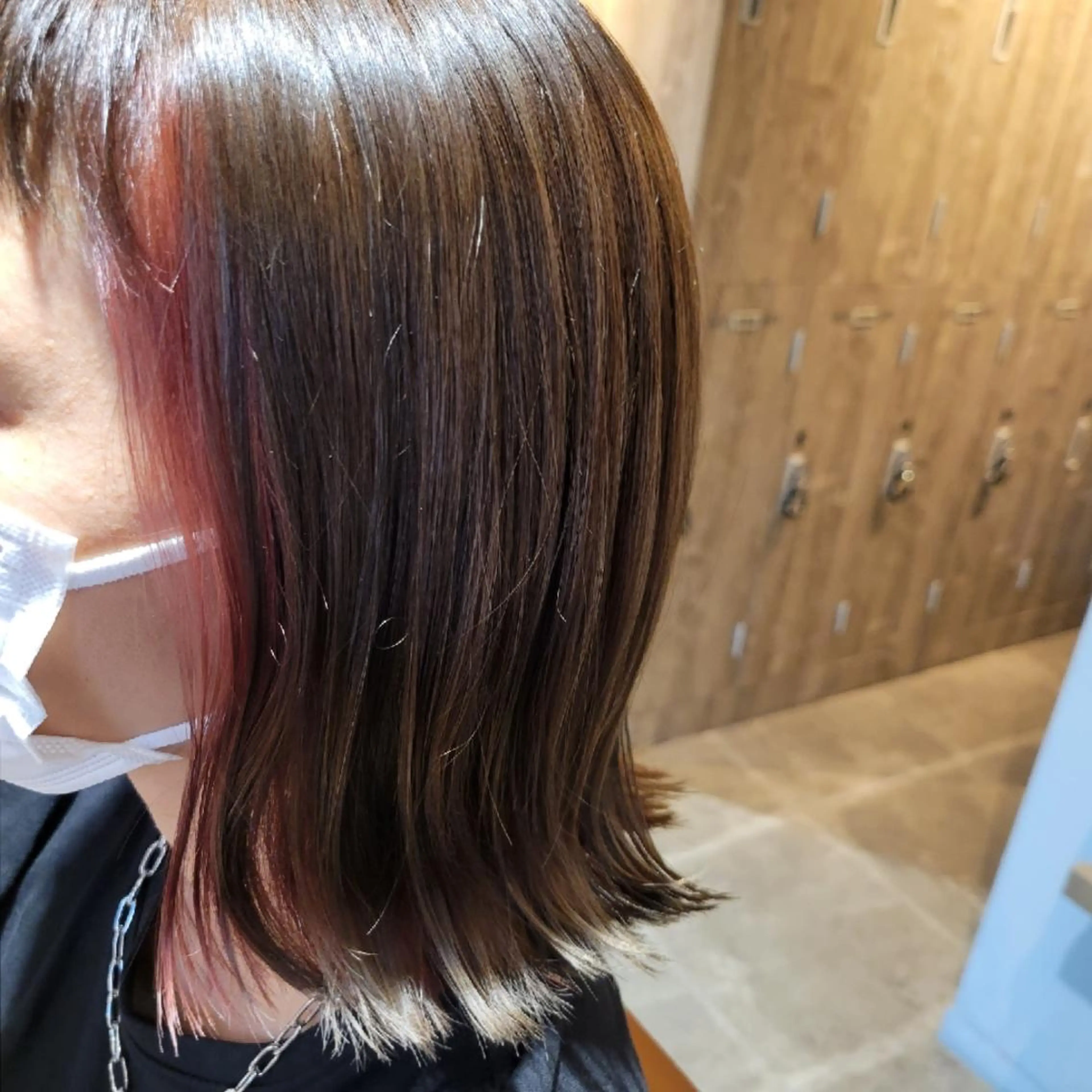 ミディアム カット ヘアカラー トリートメント alushe 岡 陽子のヘアスタイル